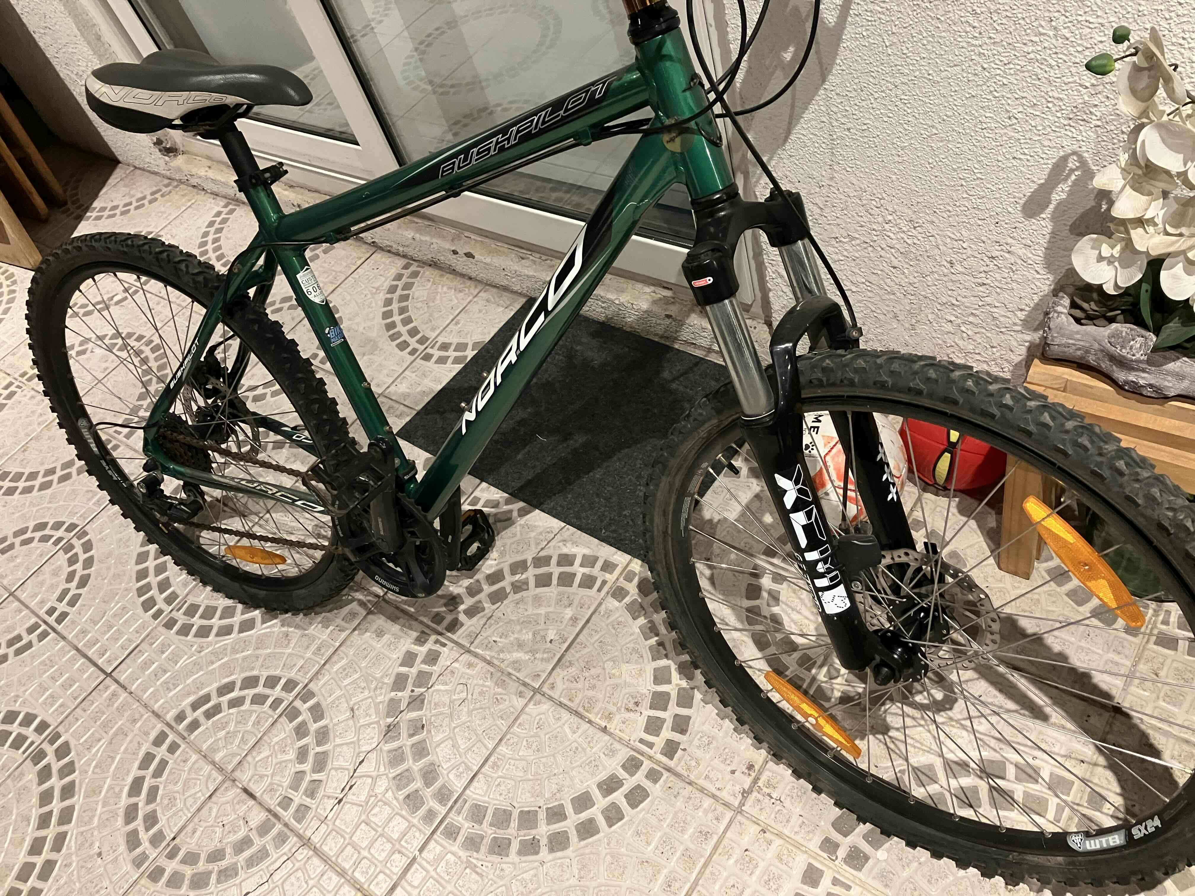 Bicicleta Norco verde montaña - miniatura 2