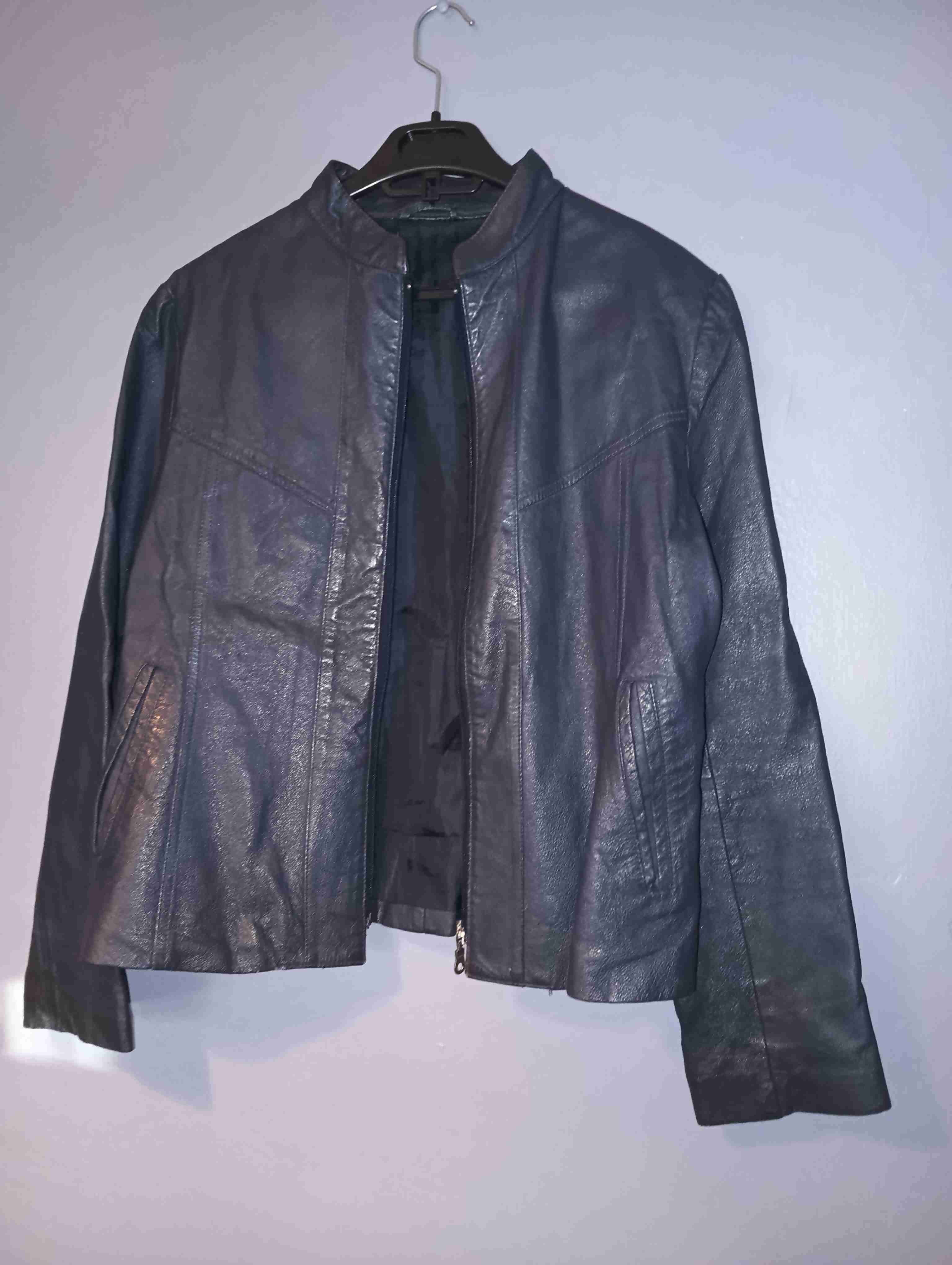 Chaqueta de cuero azulada - miniatura 5