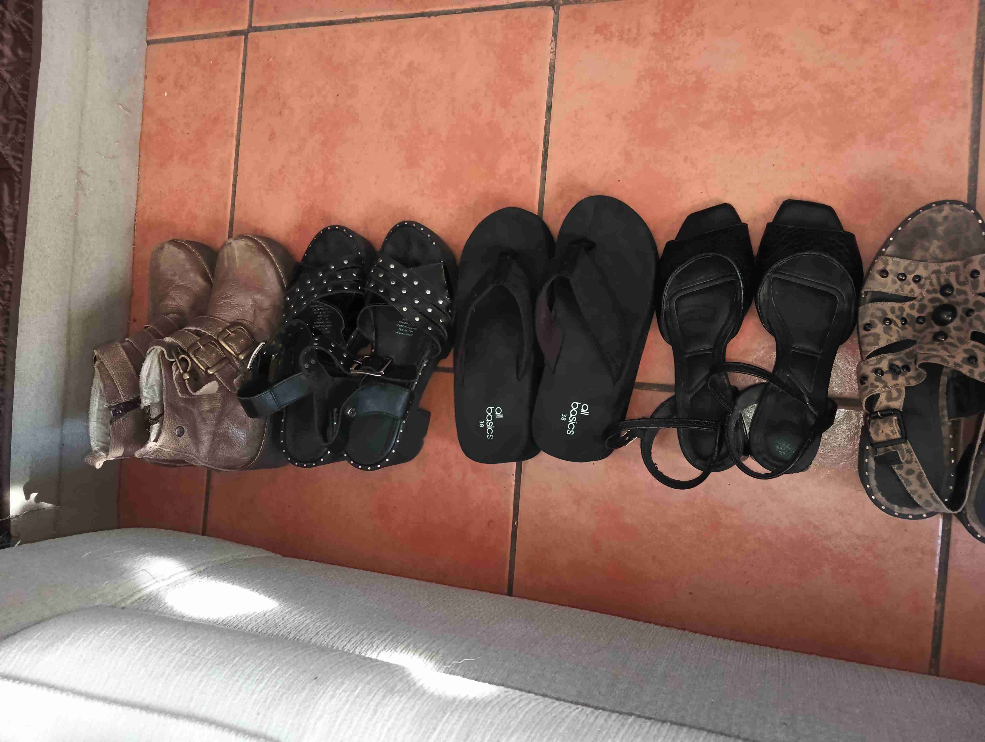 Lote de calzado mixto - miniatura 3