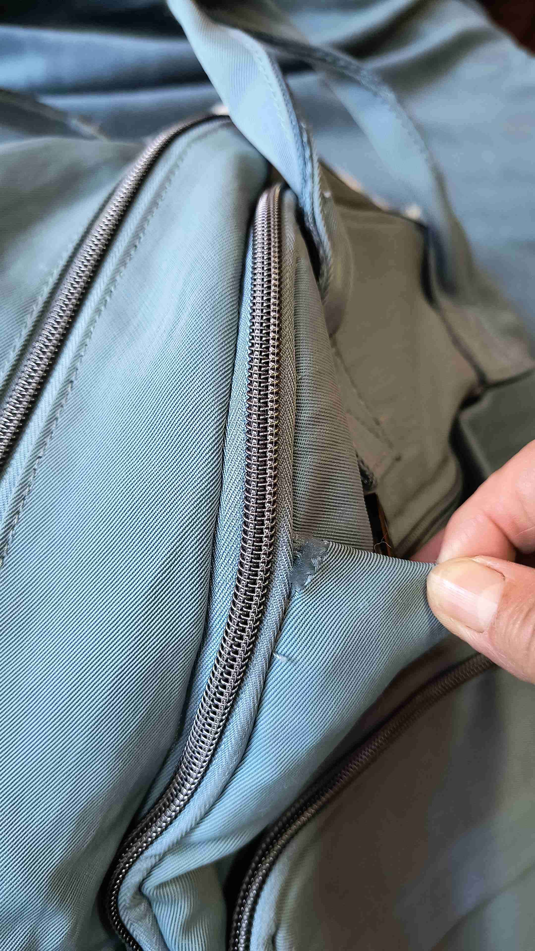 Mochila color celeste - miniatura 2