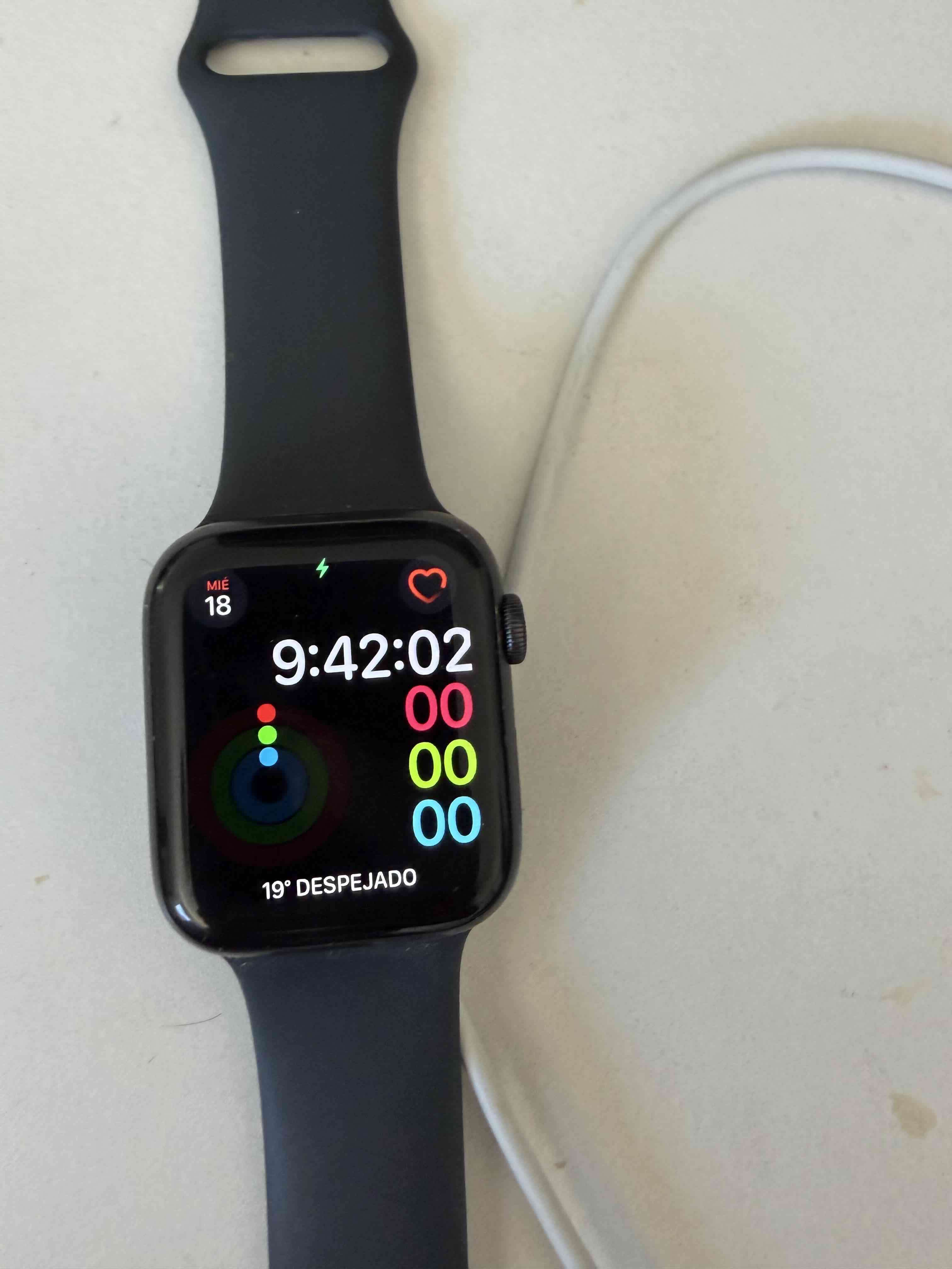 Apple watch SE 4mm gen1( pequeñas rayas en pantall - miniatura 5