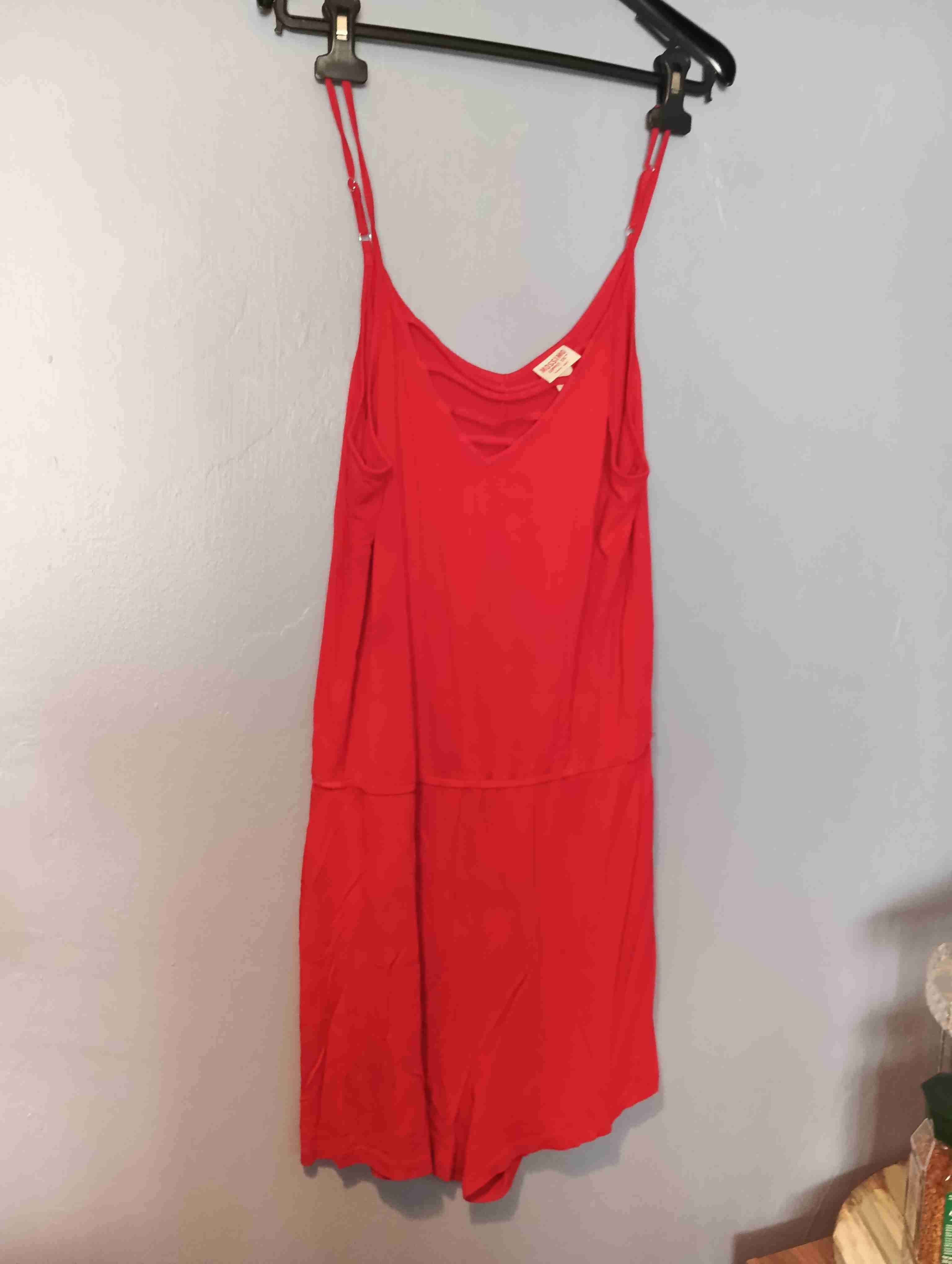 Vestido rojo sin mangas - miniatura 4