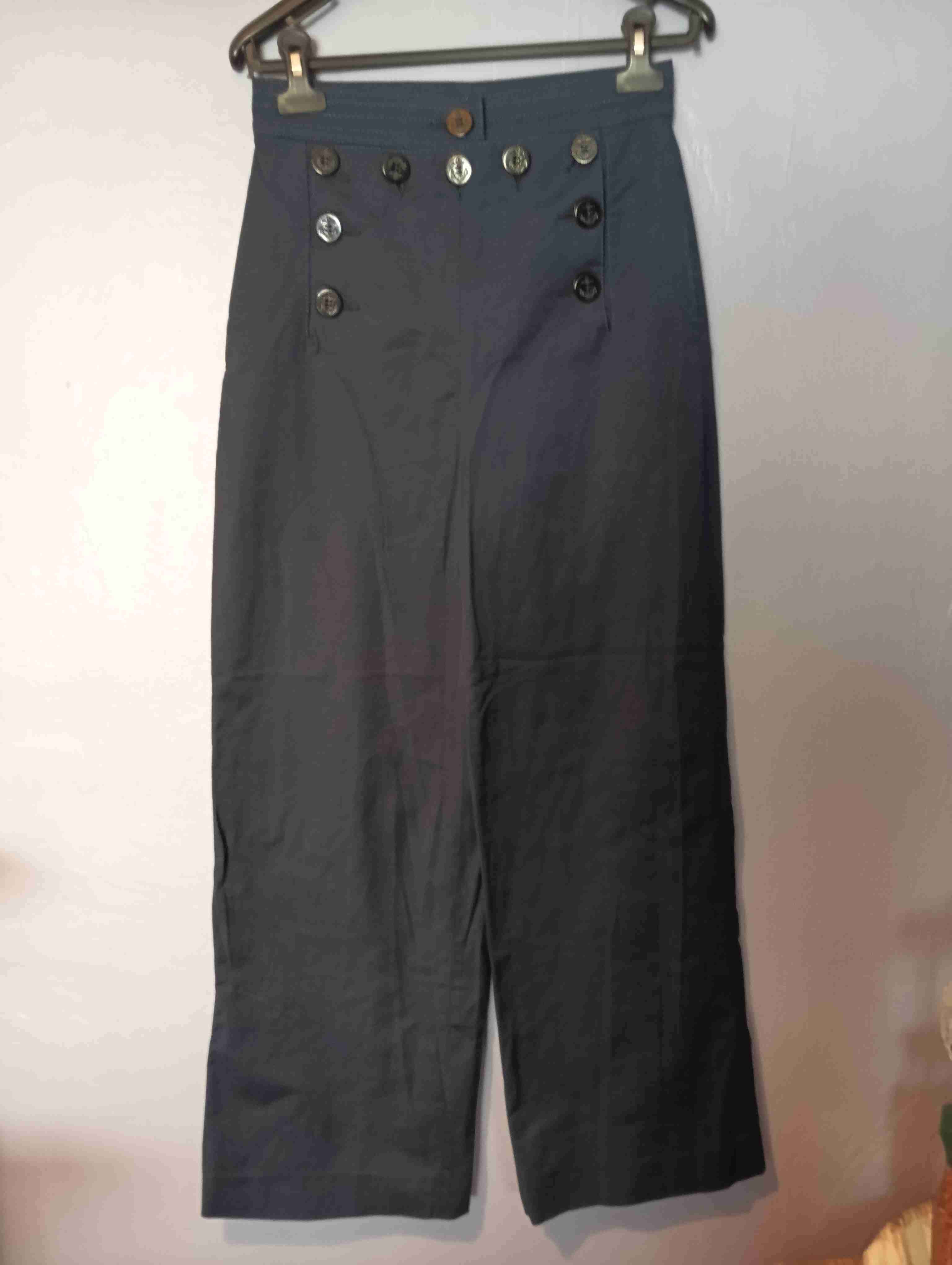 Pantalones azul marino con botones - miniatura 6