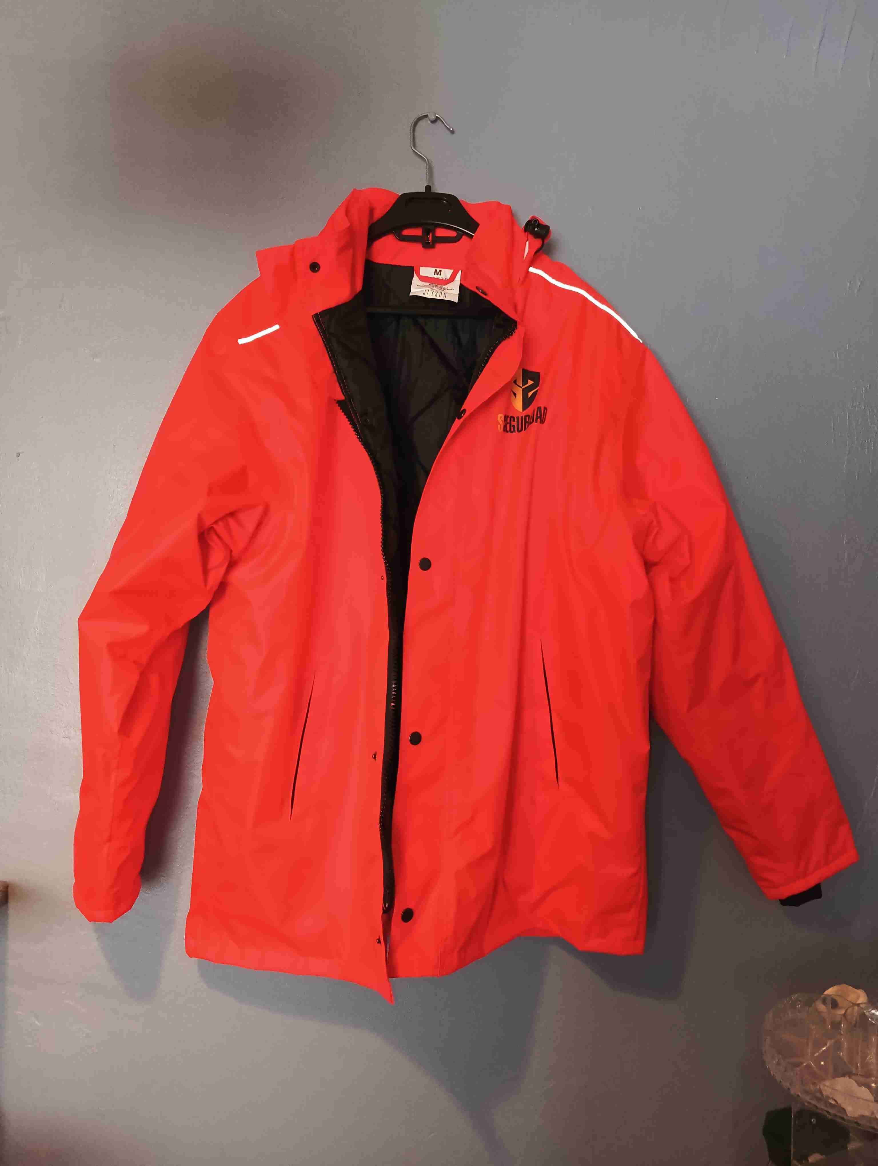 Parka roja de seguridad impermeable acolchada