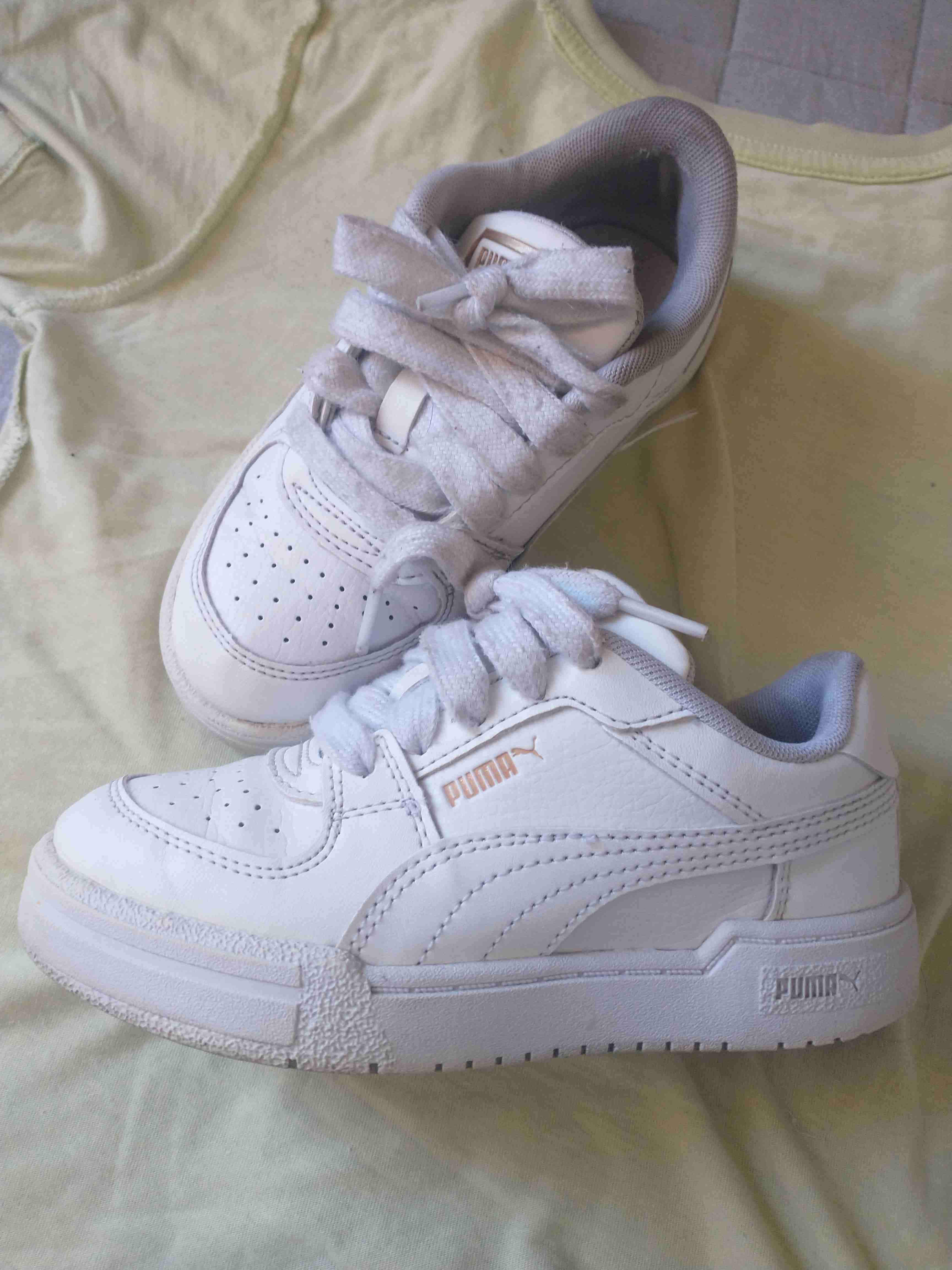 Zapatillas blancas Puma - miniatura 2