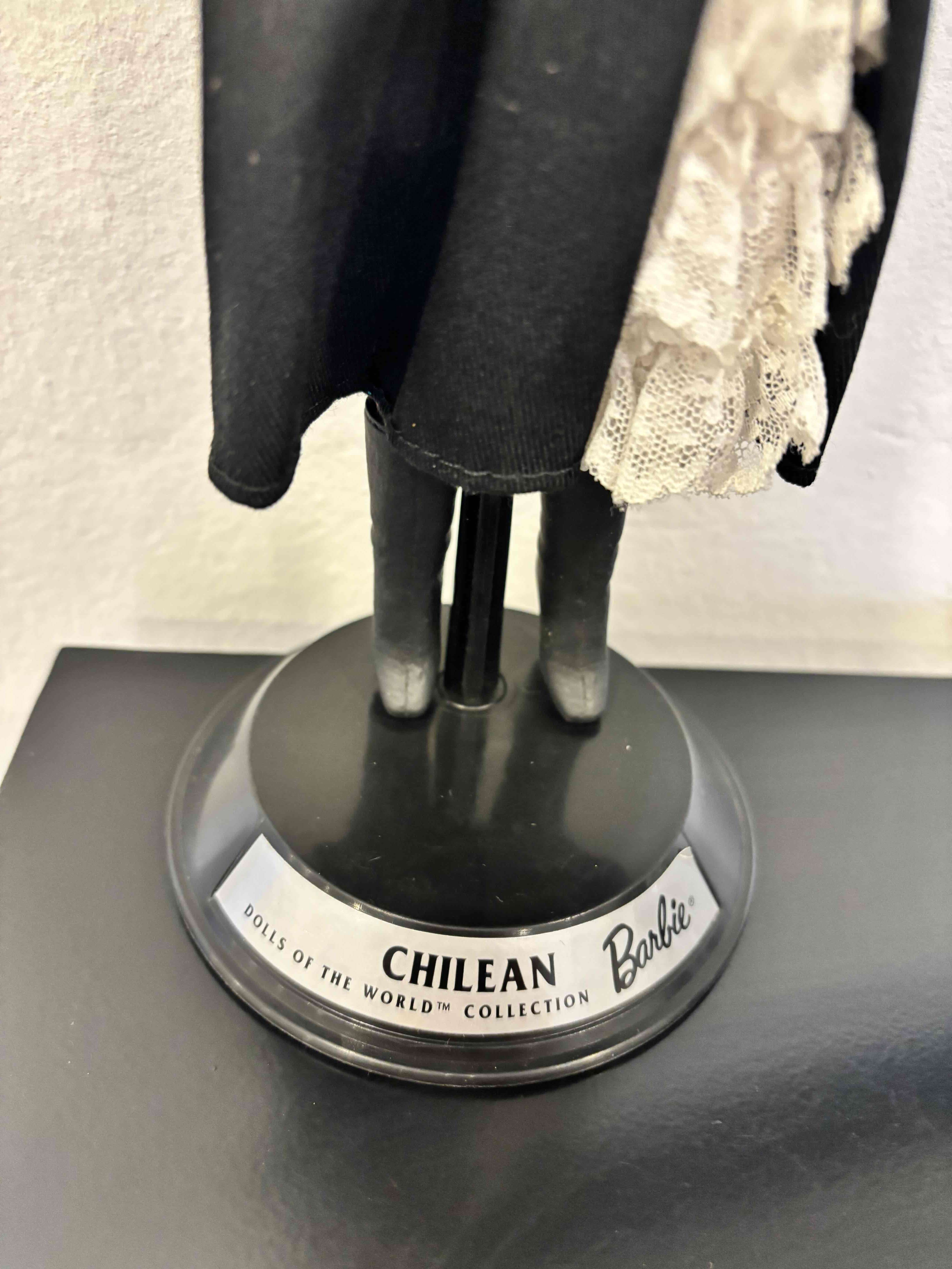 Barbie  colección chilena - miniatura 6