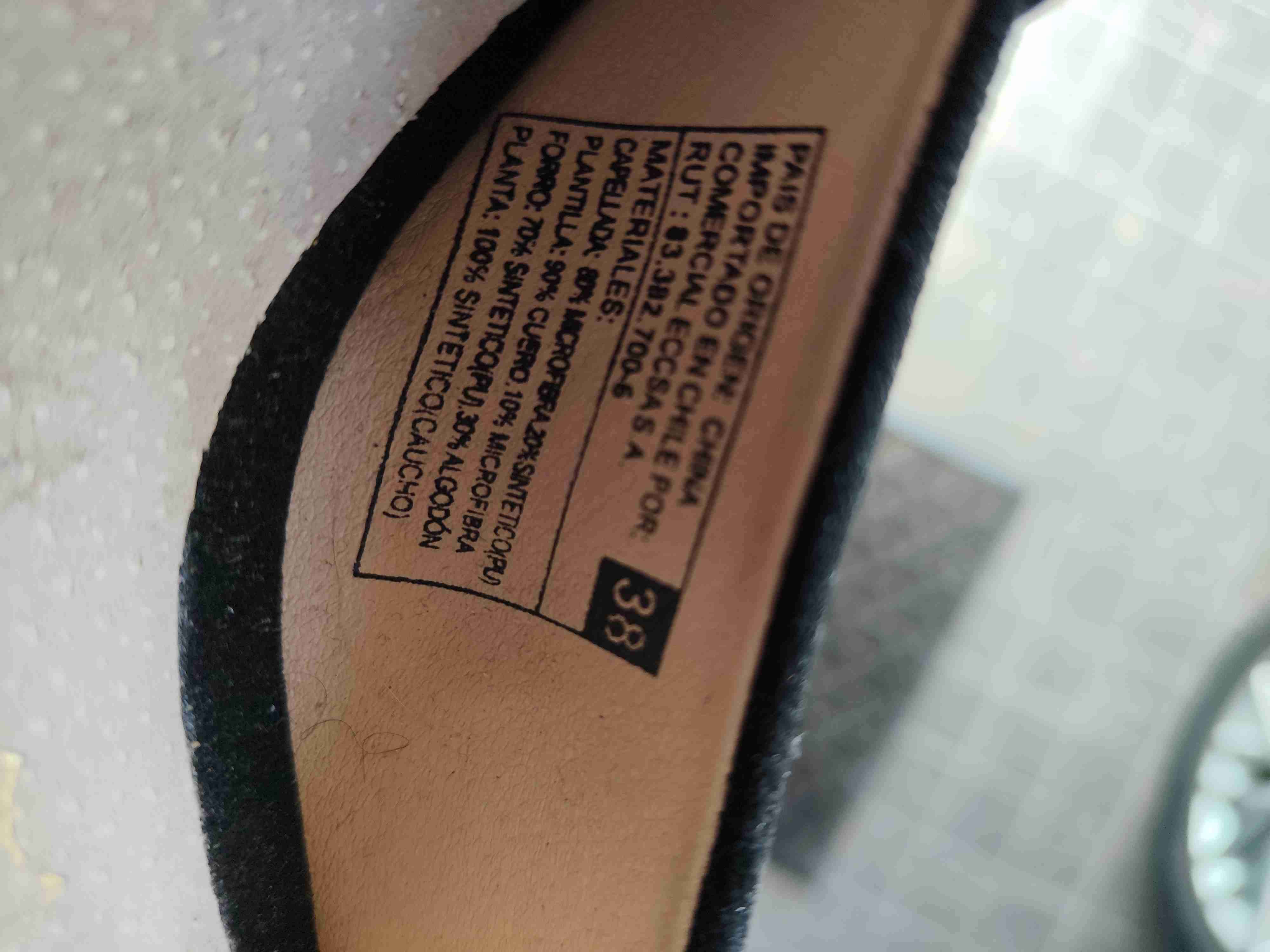 Zapatos planos negros elegantes - miniatura 3