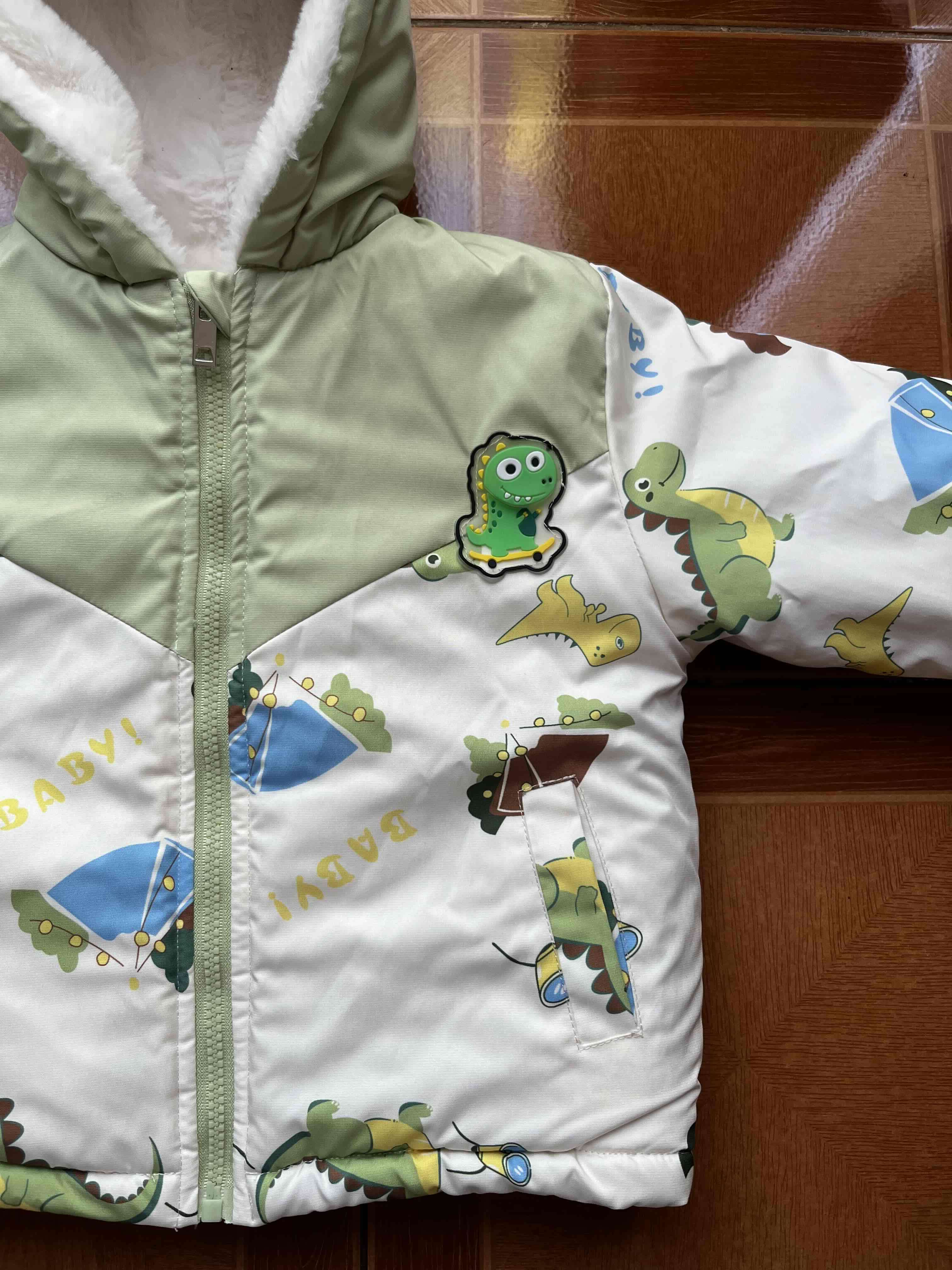 Chaqueta infantil dinos verdes