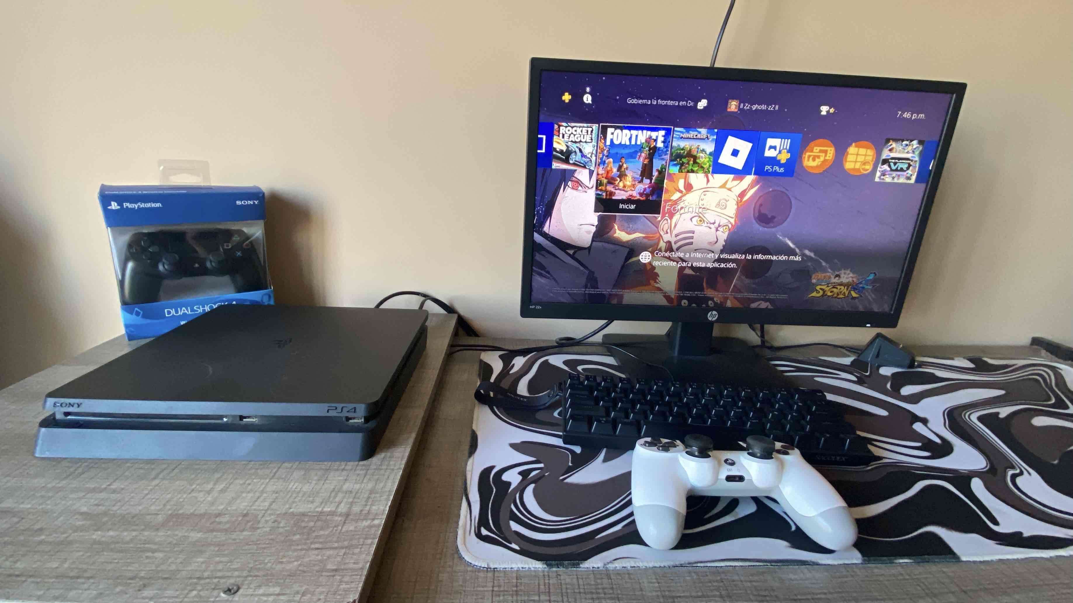 Consola PlayStation 4 con control - miniatura 4