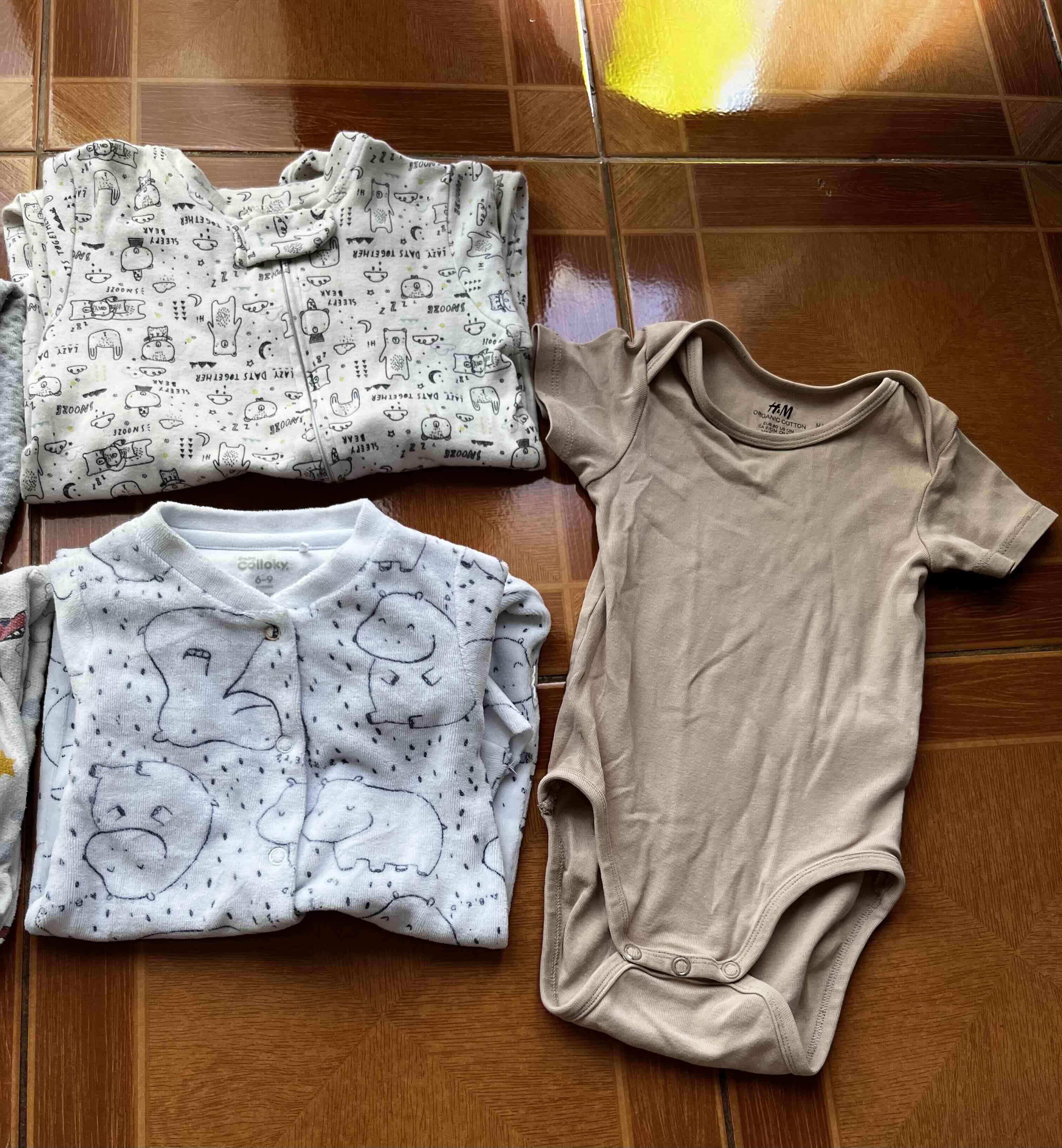 Lote de ropa de bebé - miniatura 3