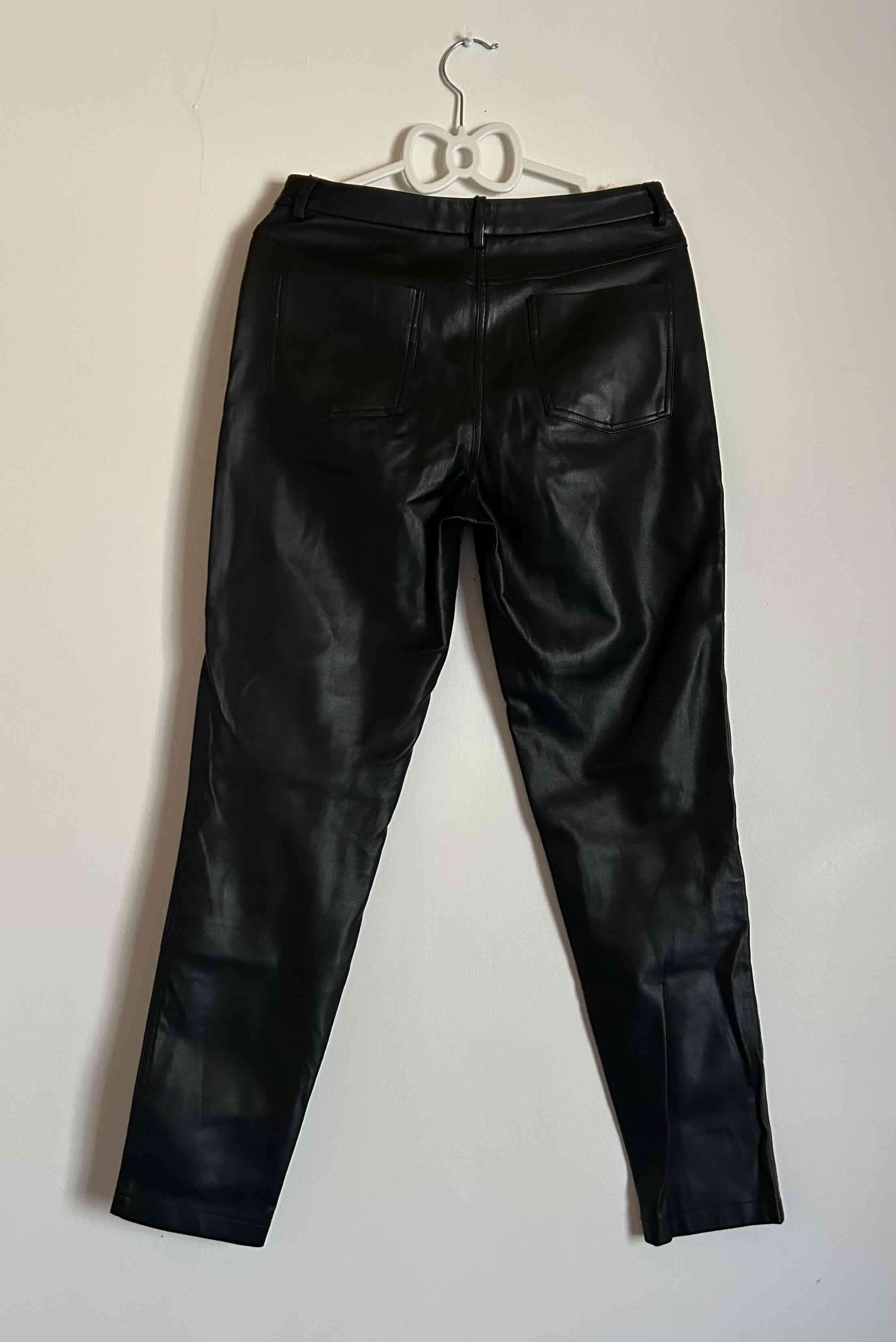 Pantalón negro de cuero sintético - miniatura 4