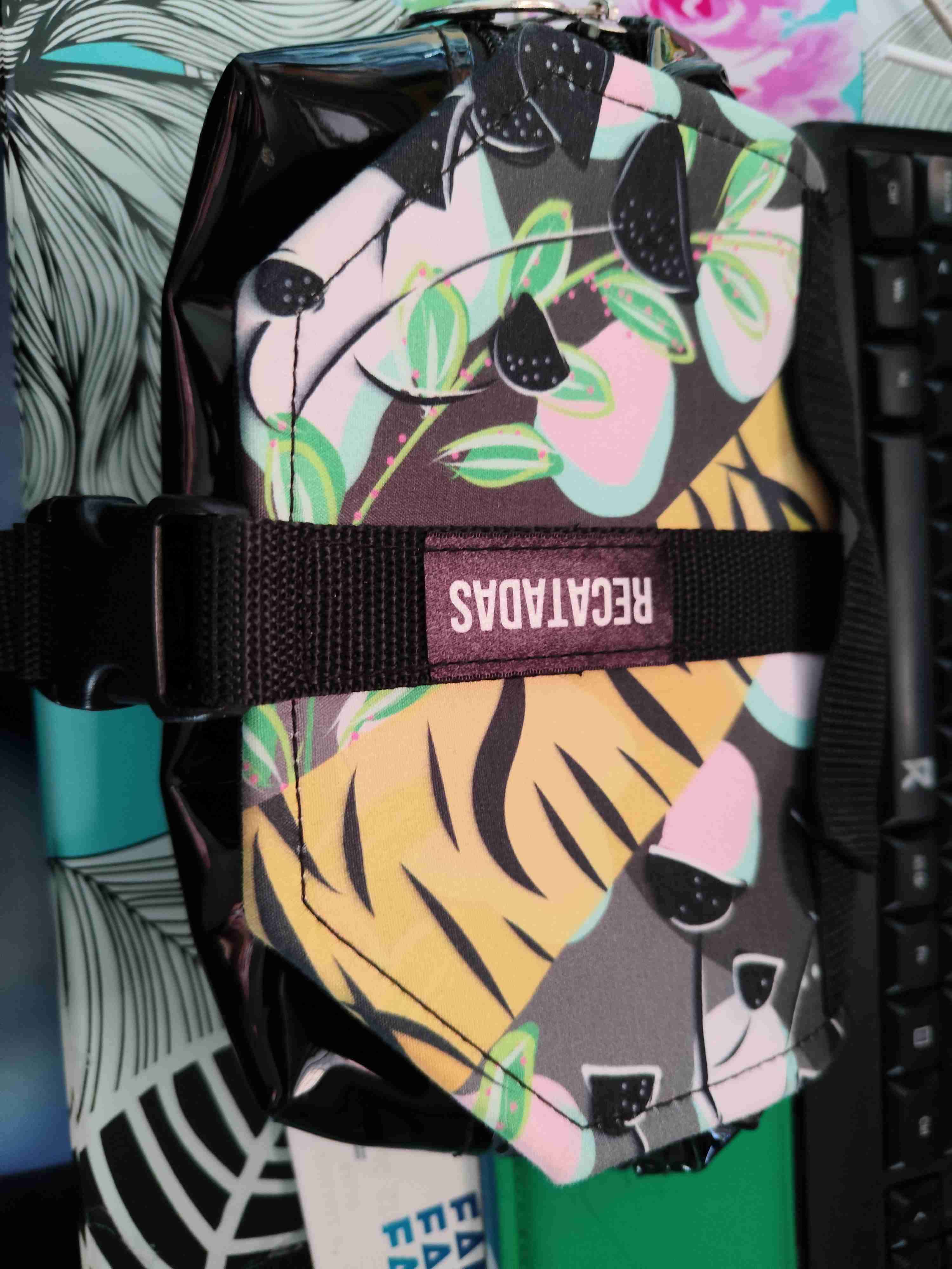 Banano estampado colorido