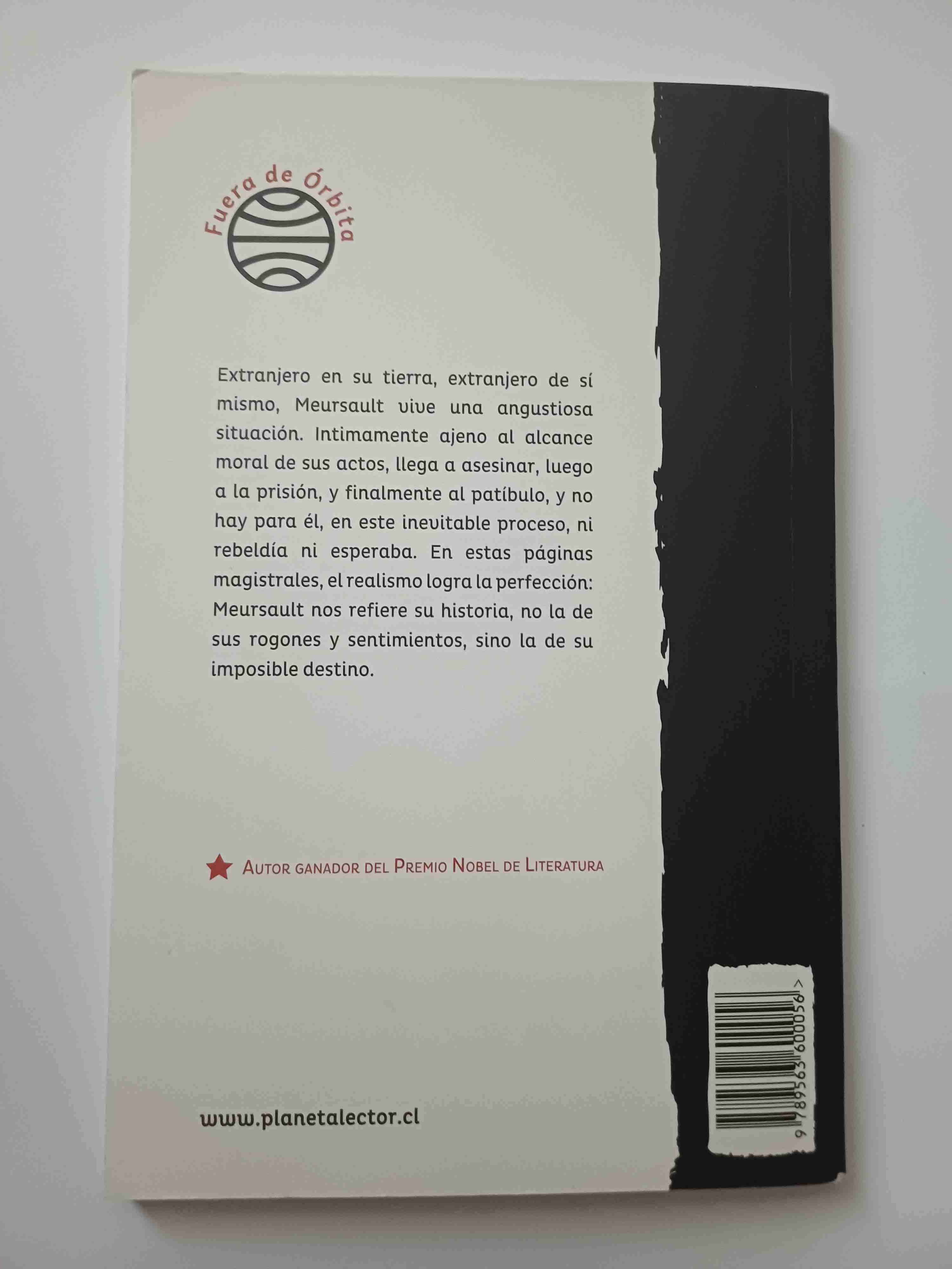 Libro 'El extranjero' de Albert Camus - miniatura 2