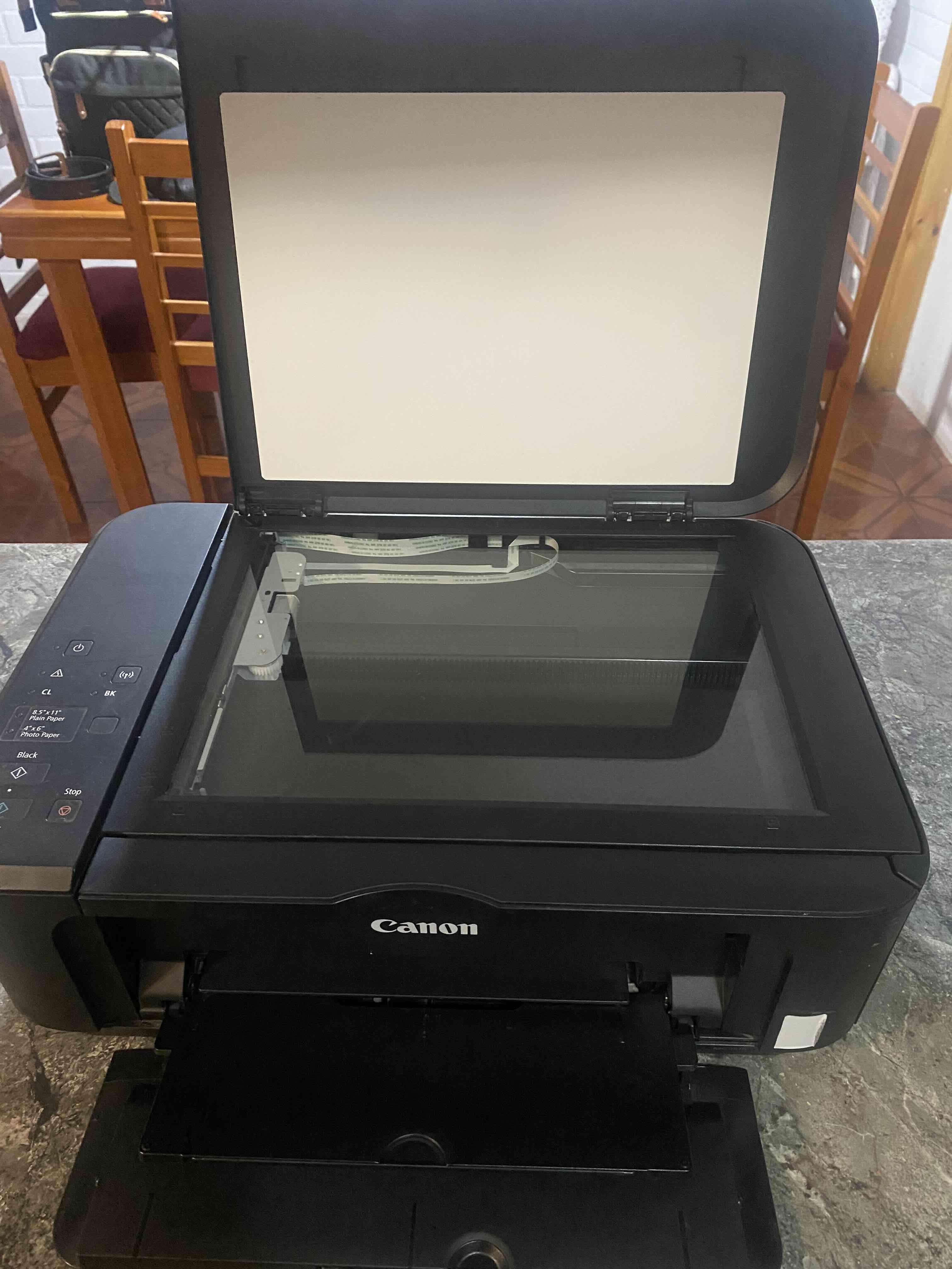 Impresora Canon PIXMA negra - miniatura 2