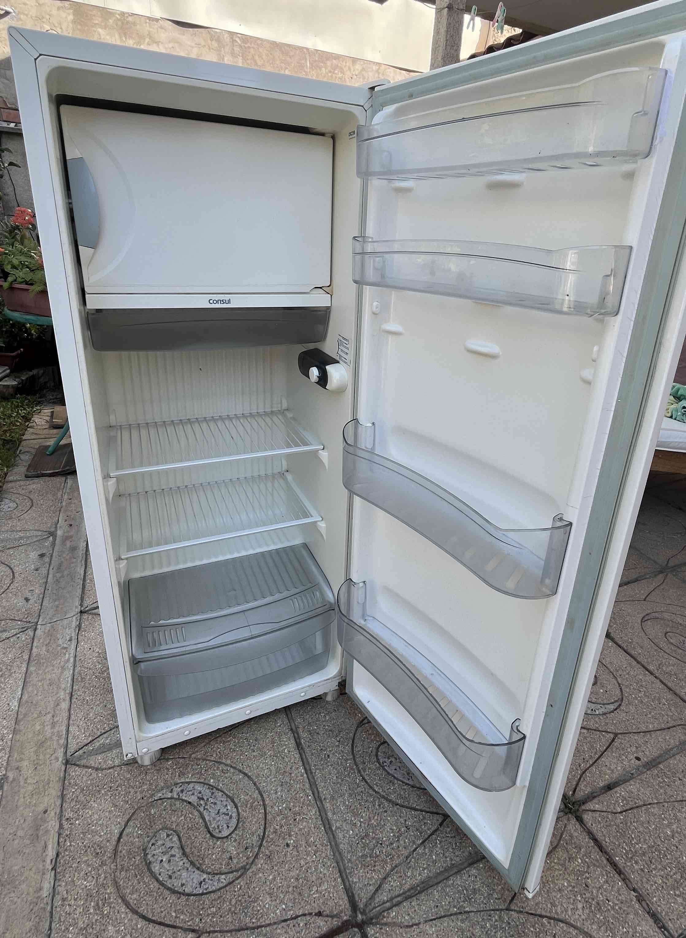 Refrigerador Consul 261 Lts - Excelente estado - miniatura 3