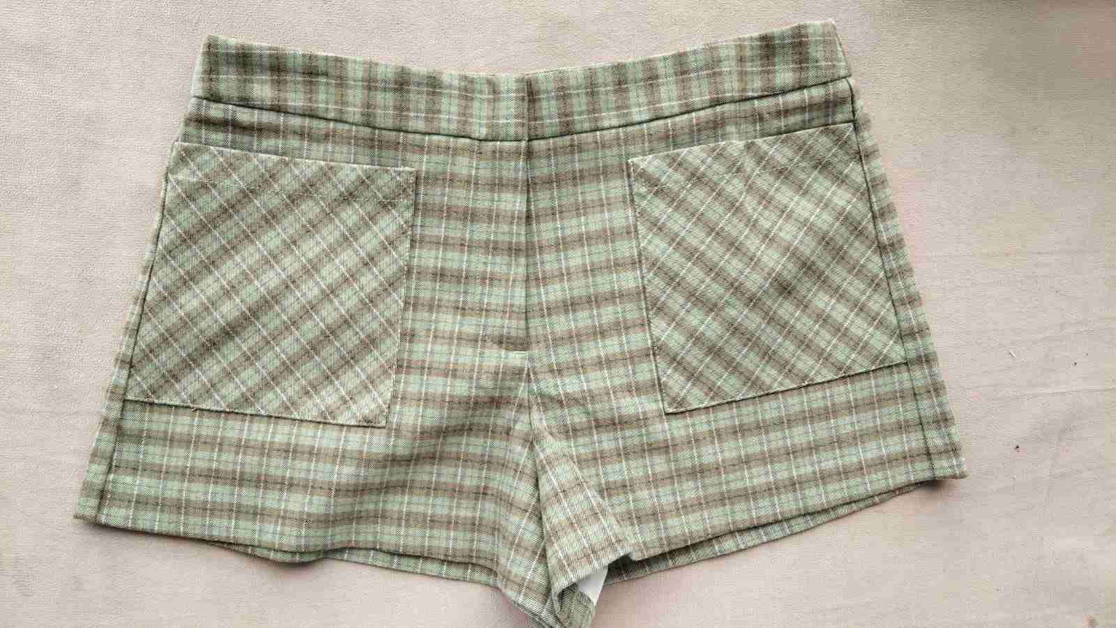 Shorts a cuadros en tonos verdes - miniatura 3