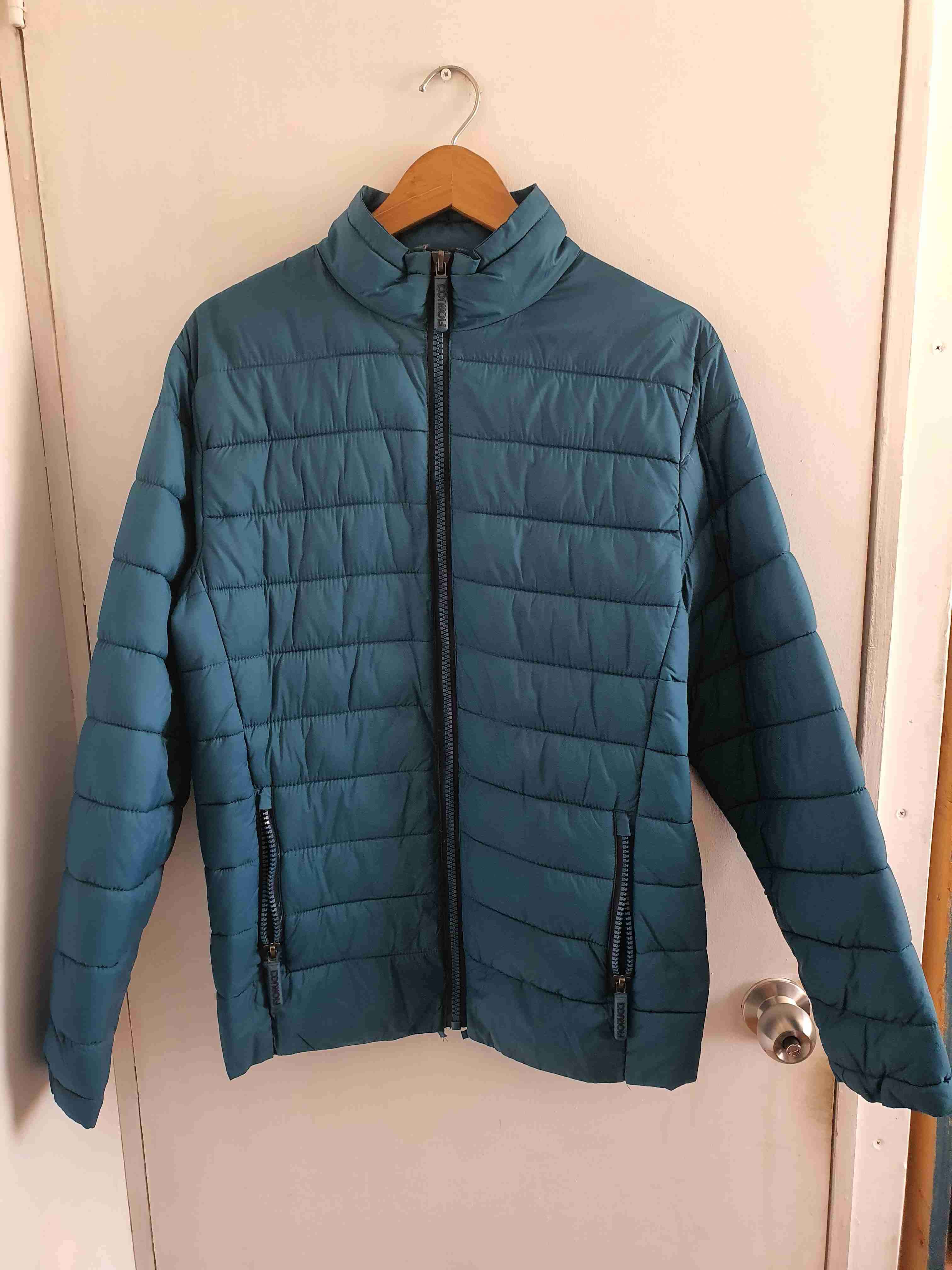 Chaqueta acolchada azul