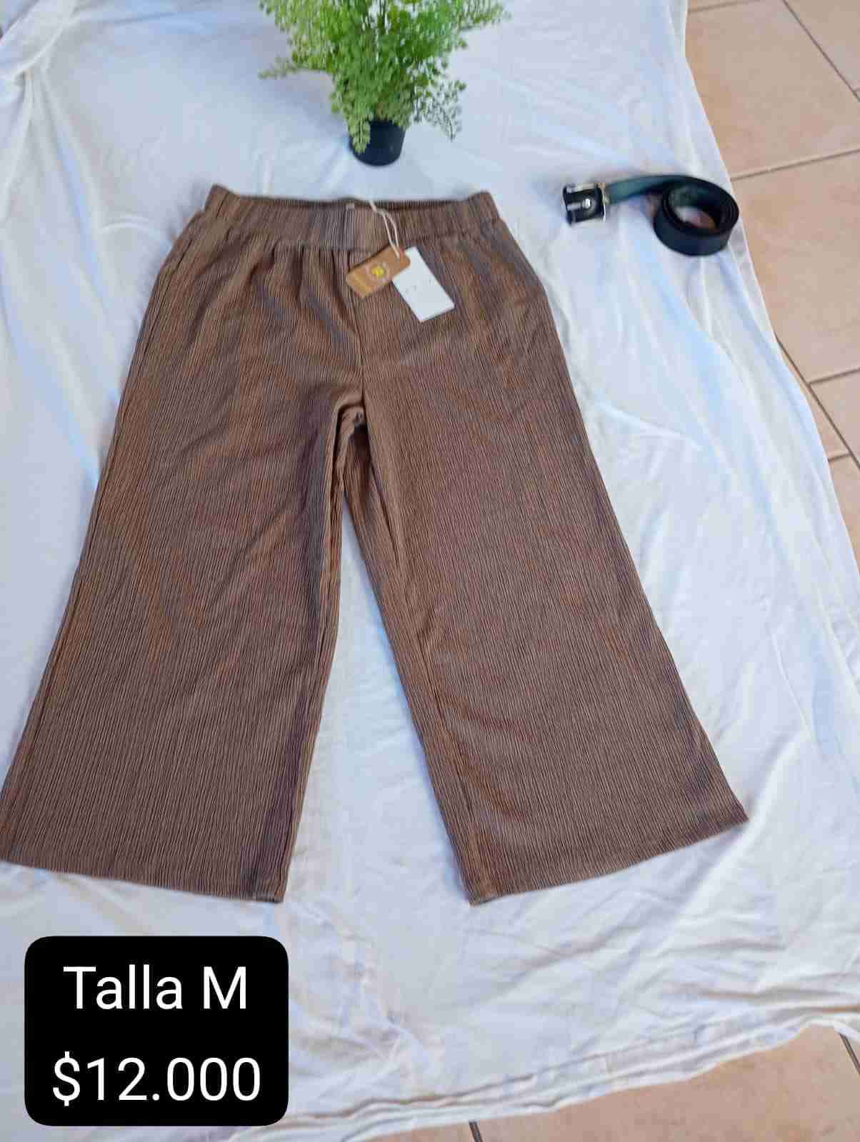 Pantalones marrones talla M