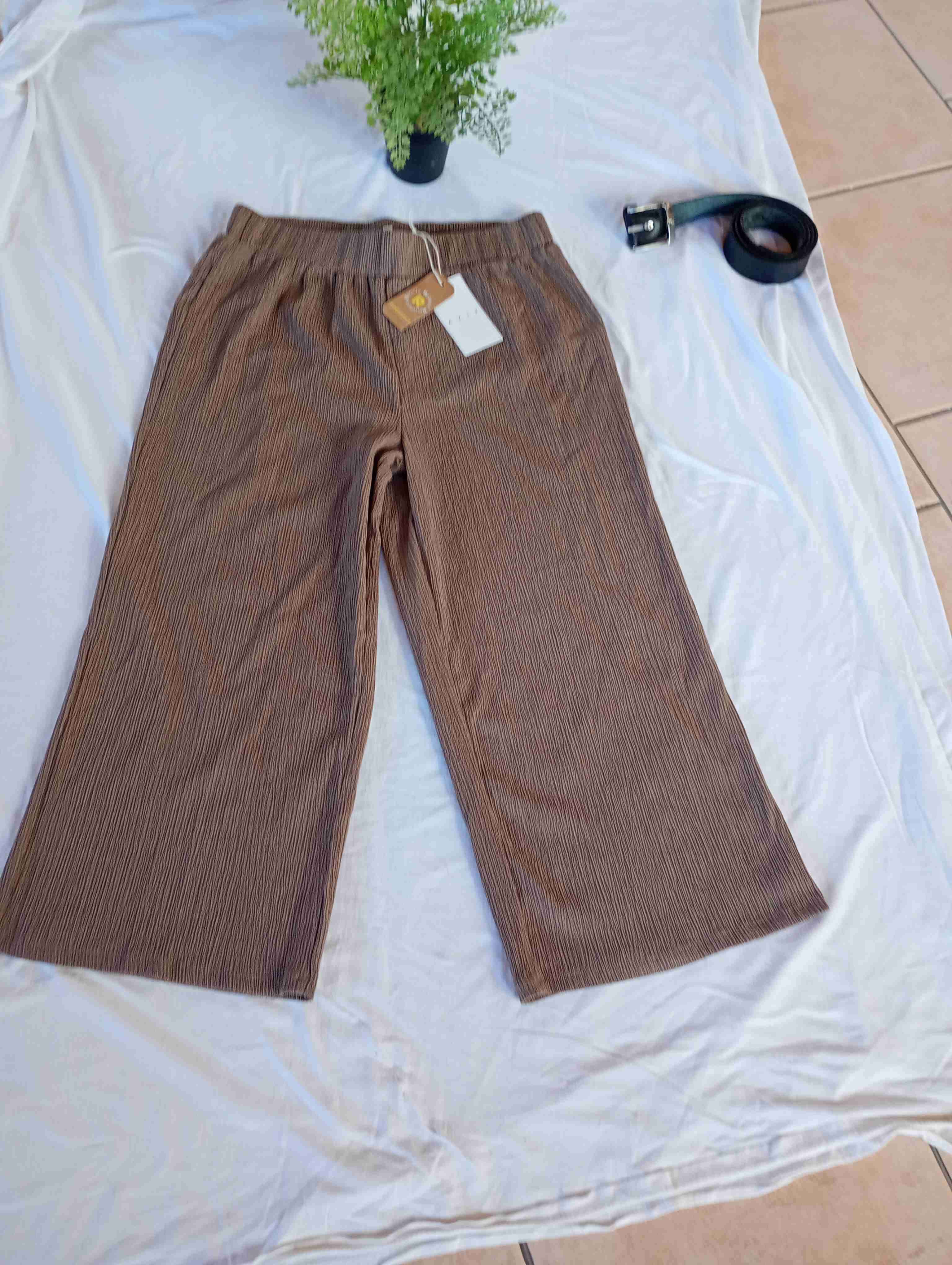 Pantalones marrones talla M - miniatura 2