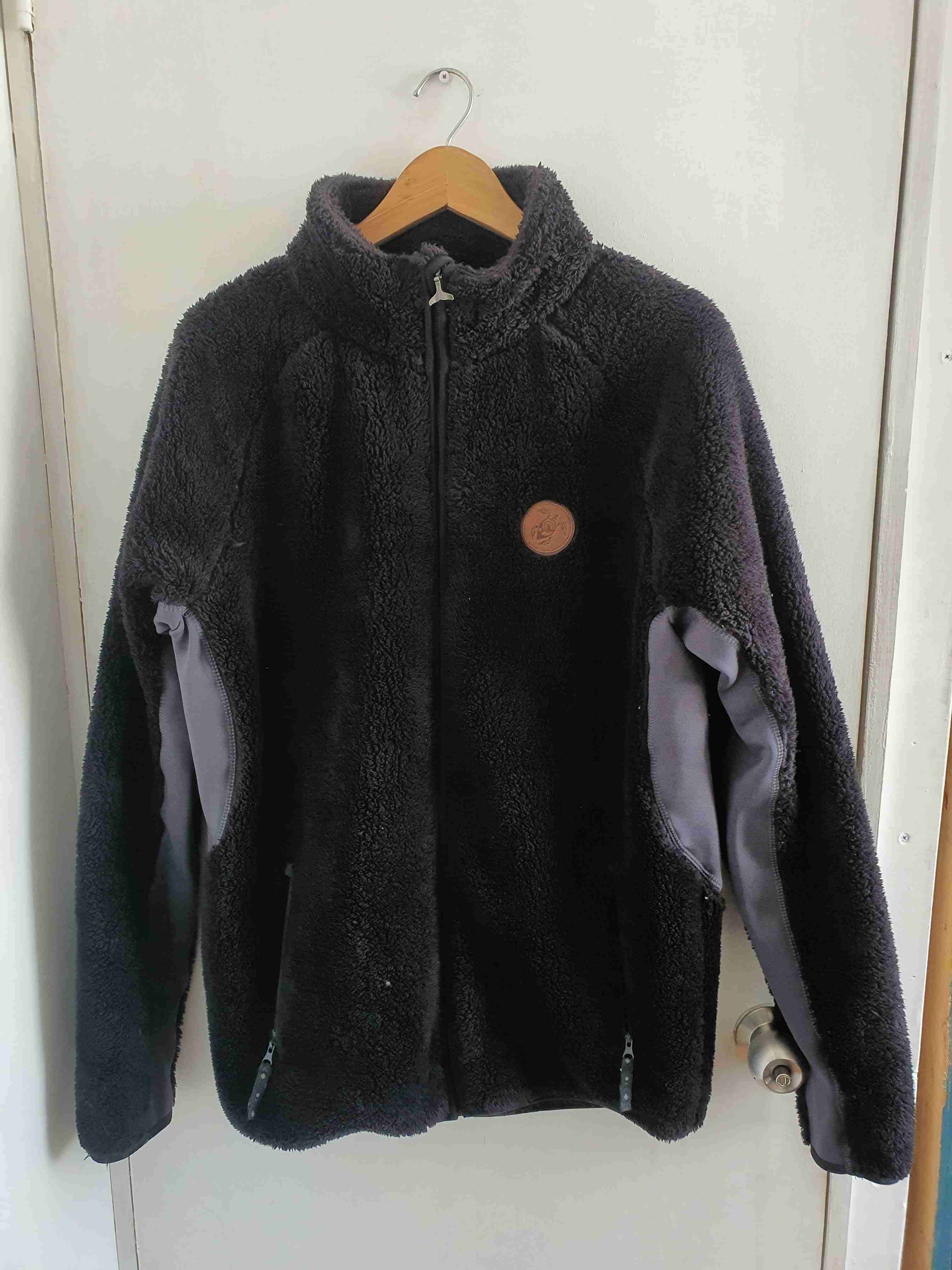 Chaqueta de invierno negra