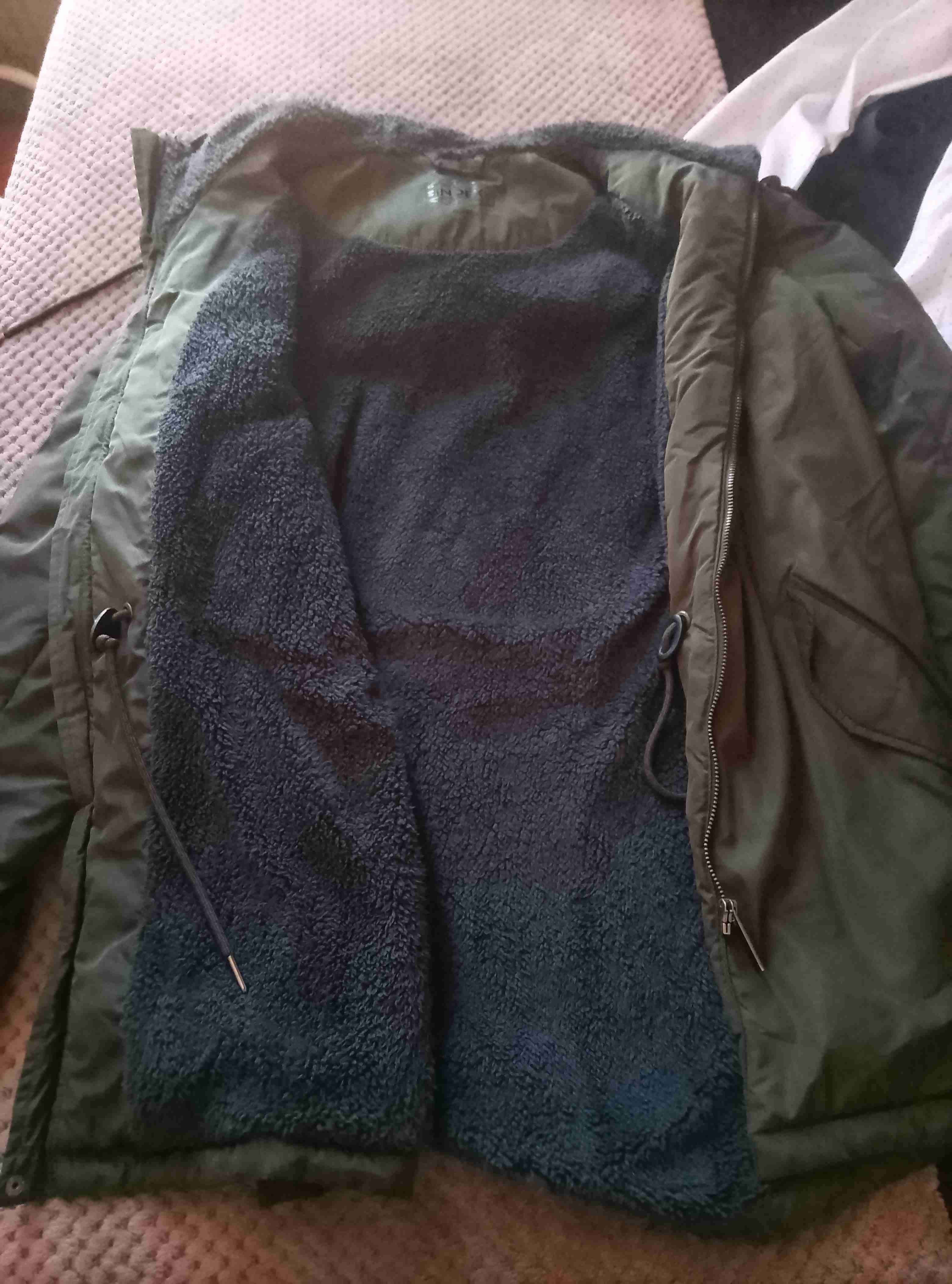 Parka verde con capucha - miniatura 3