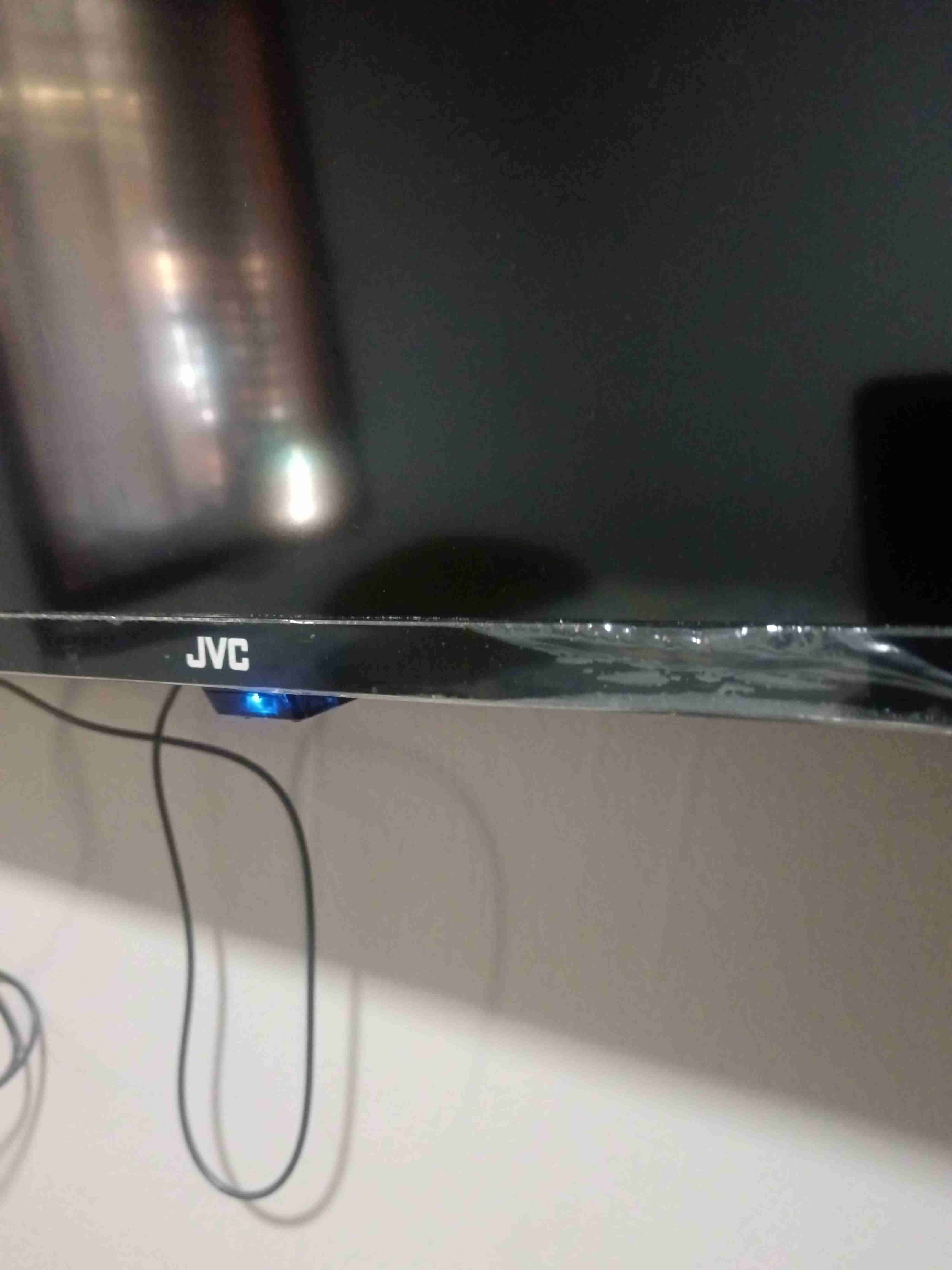 Televisor JVC pantalla plana - miniatura 2