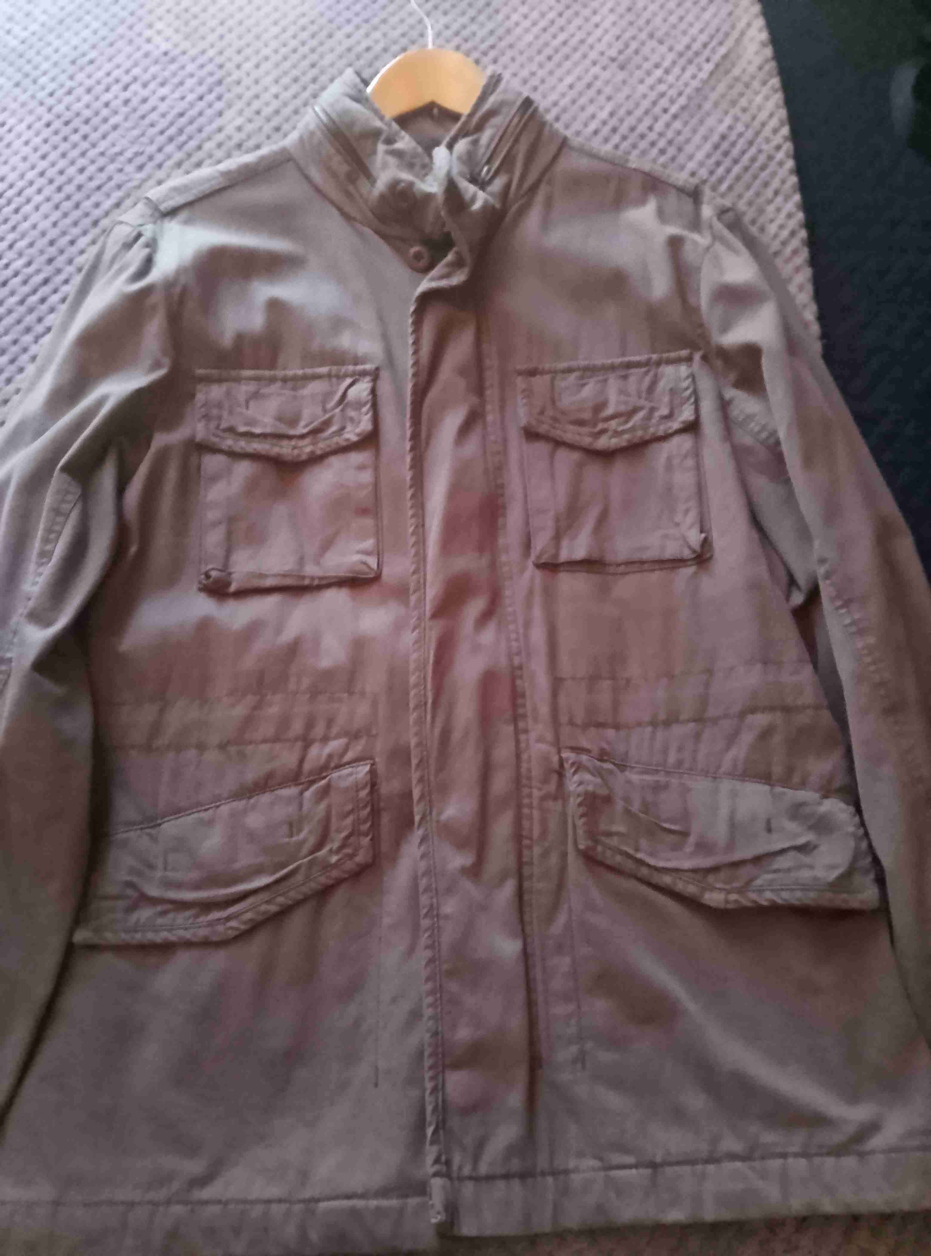 Chaqueta militar verde oliva