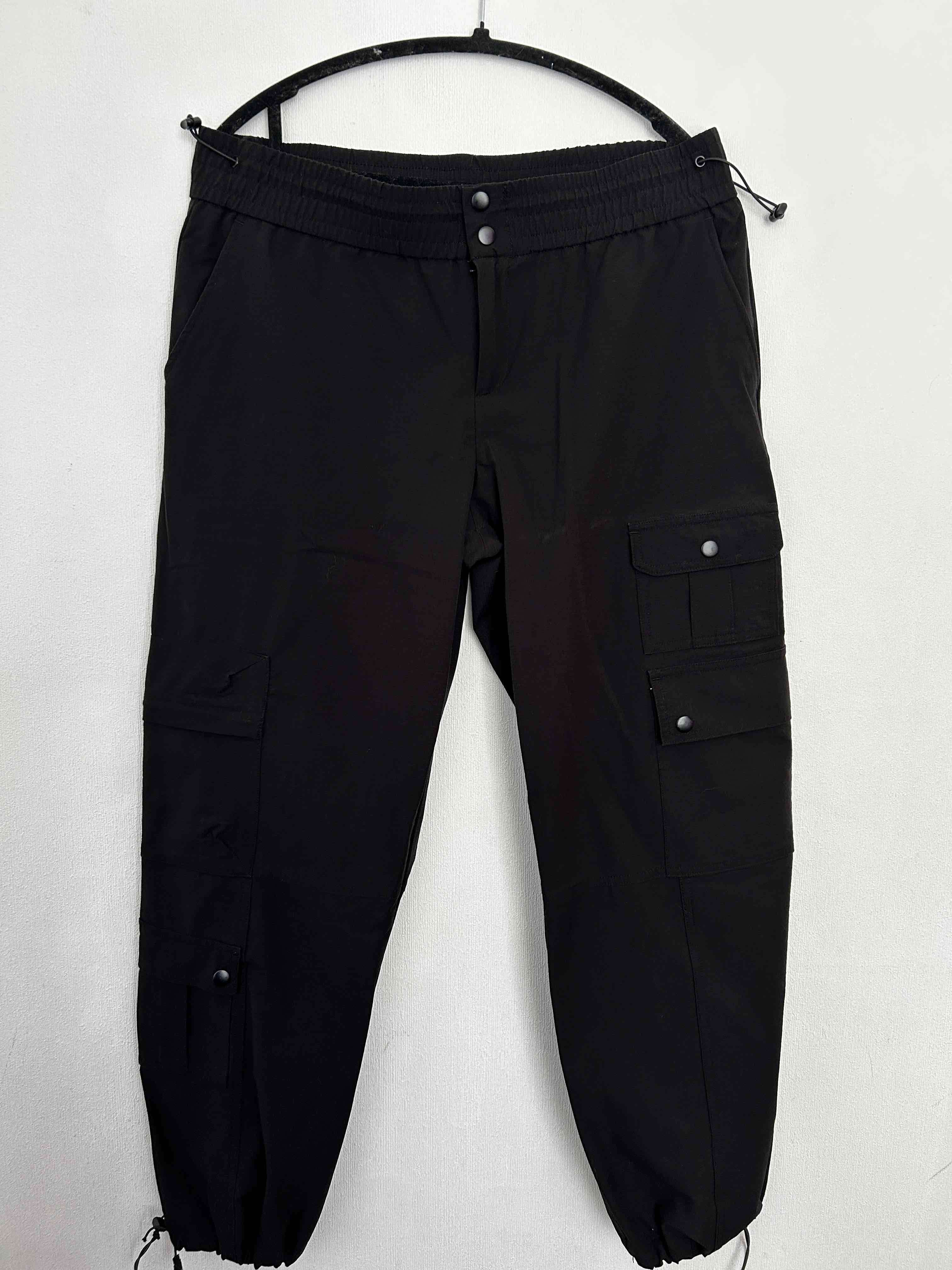 Pantalones cargo negros - Impermeables