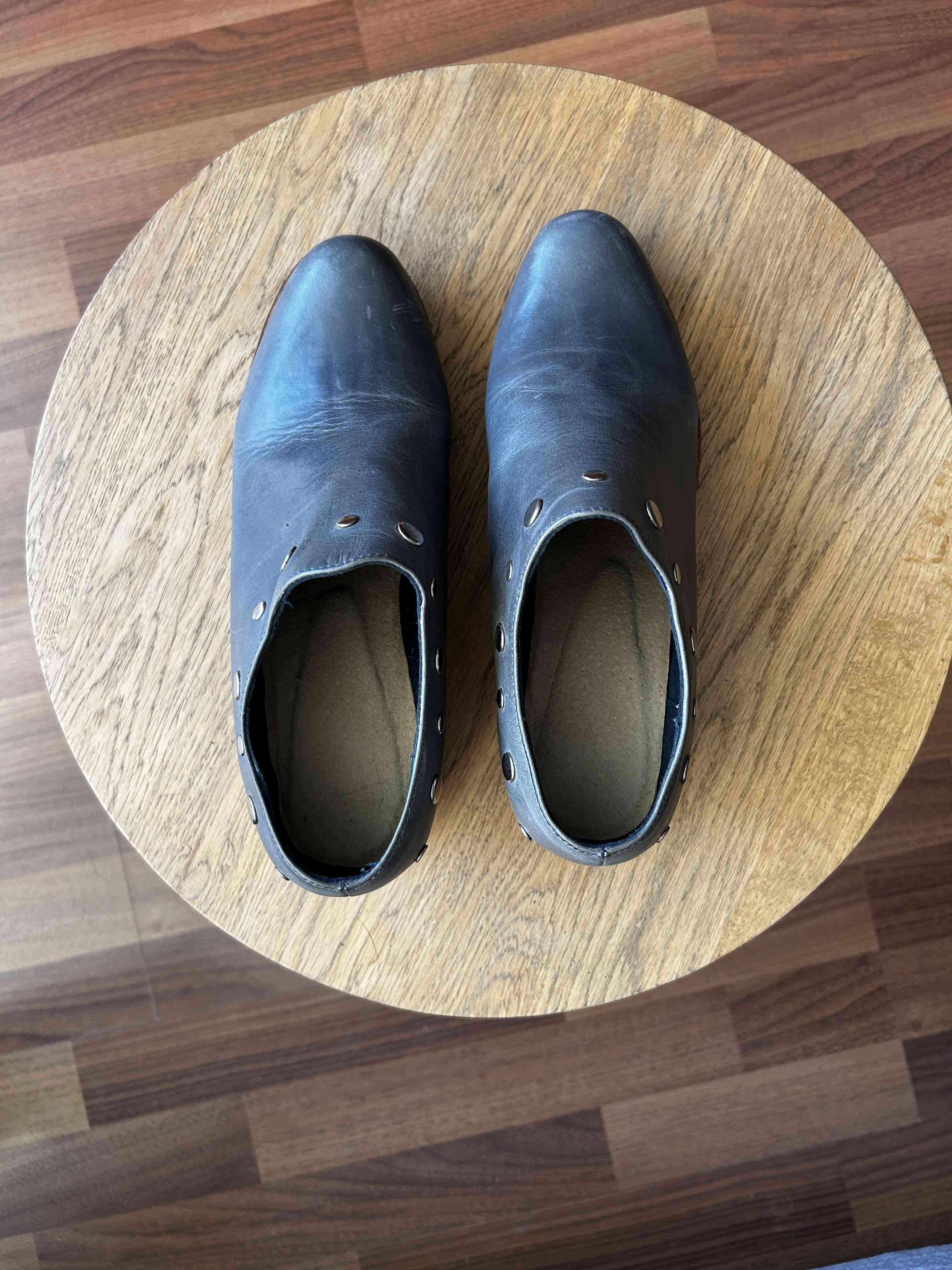 Zapatos de cuero azul petróleo