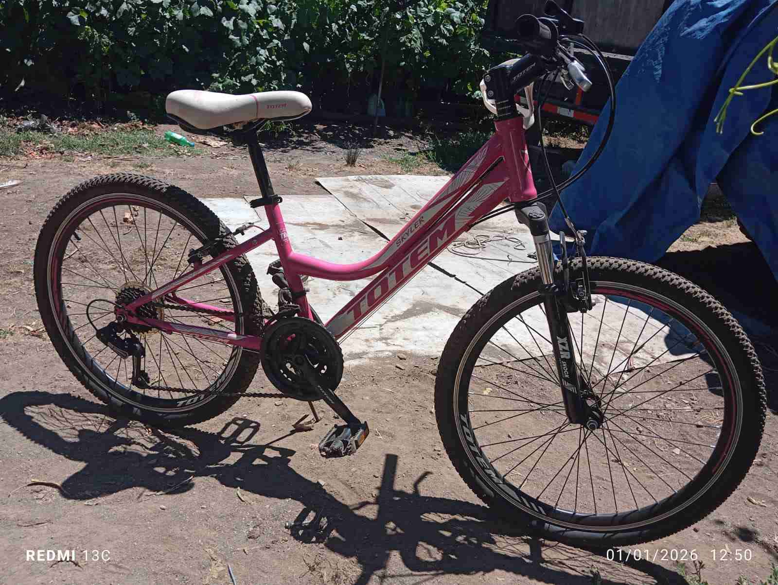 Bicicleta Totem rosada