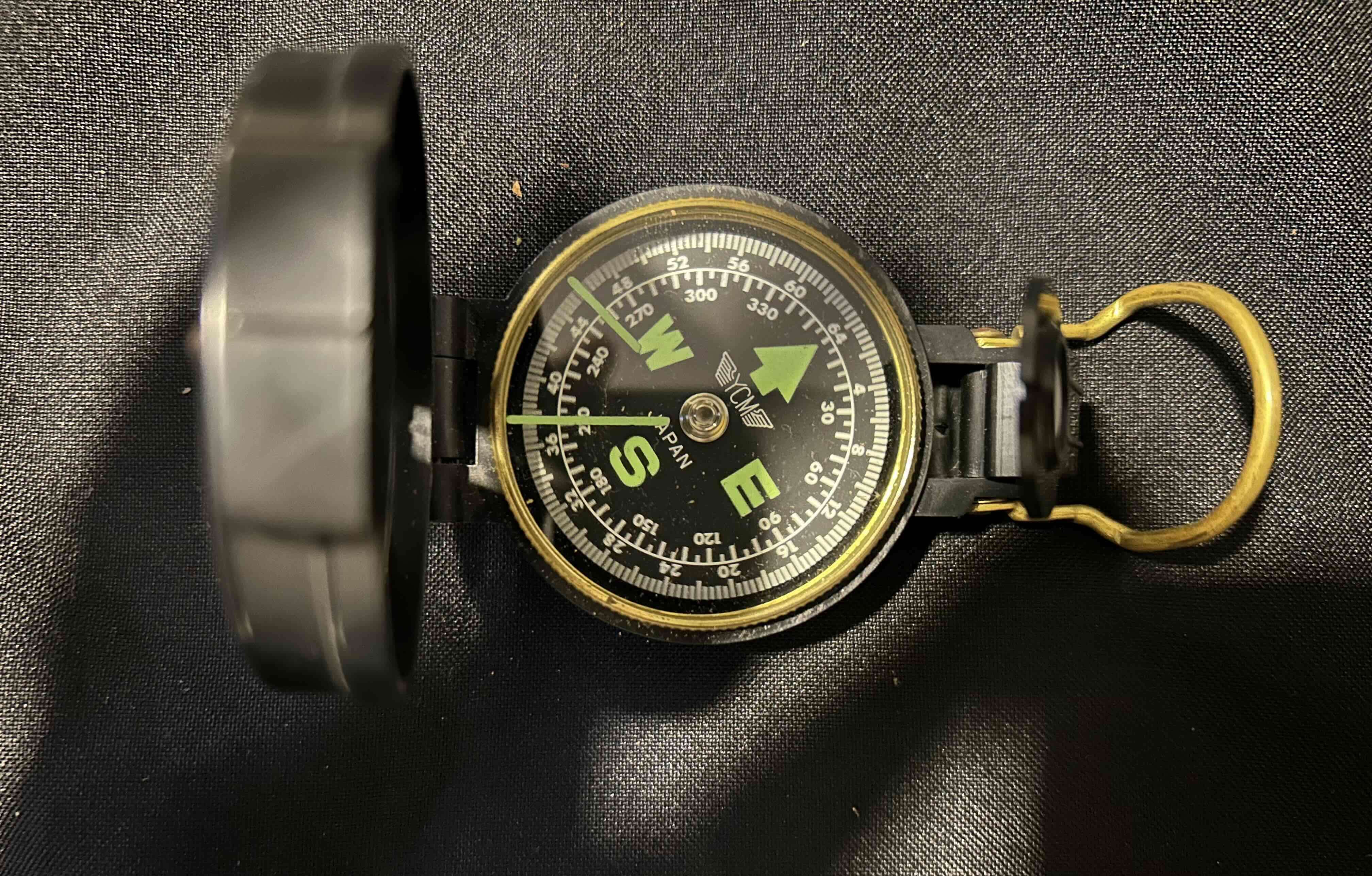 Brújula japonesa YCM plegable - miniatura 2