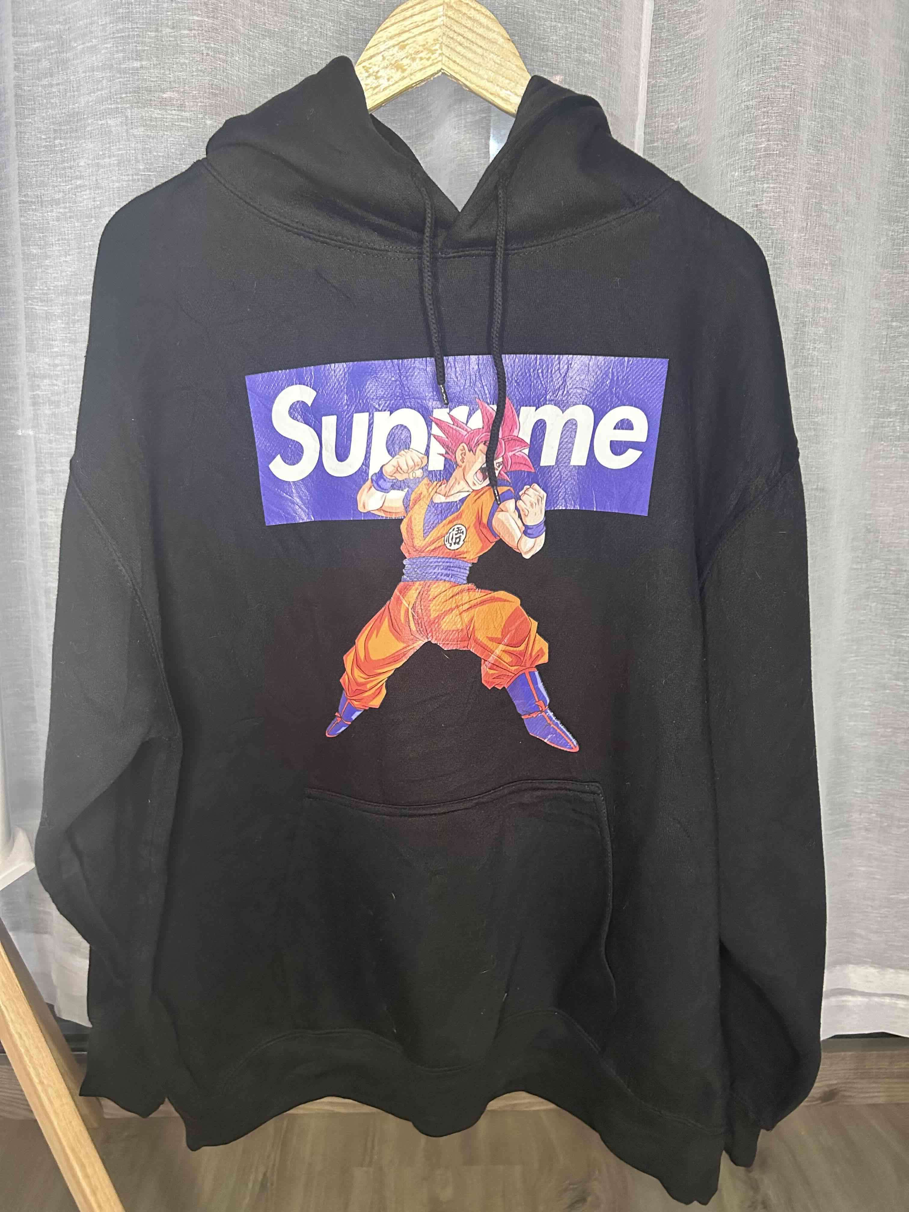 Polerón estampado negro Supreme