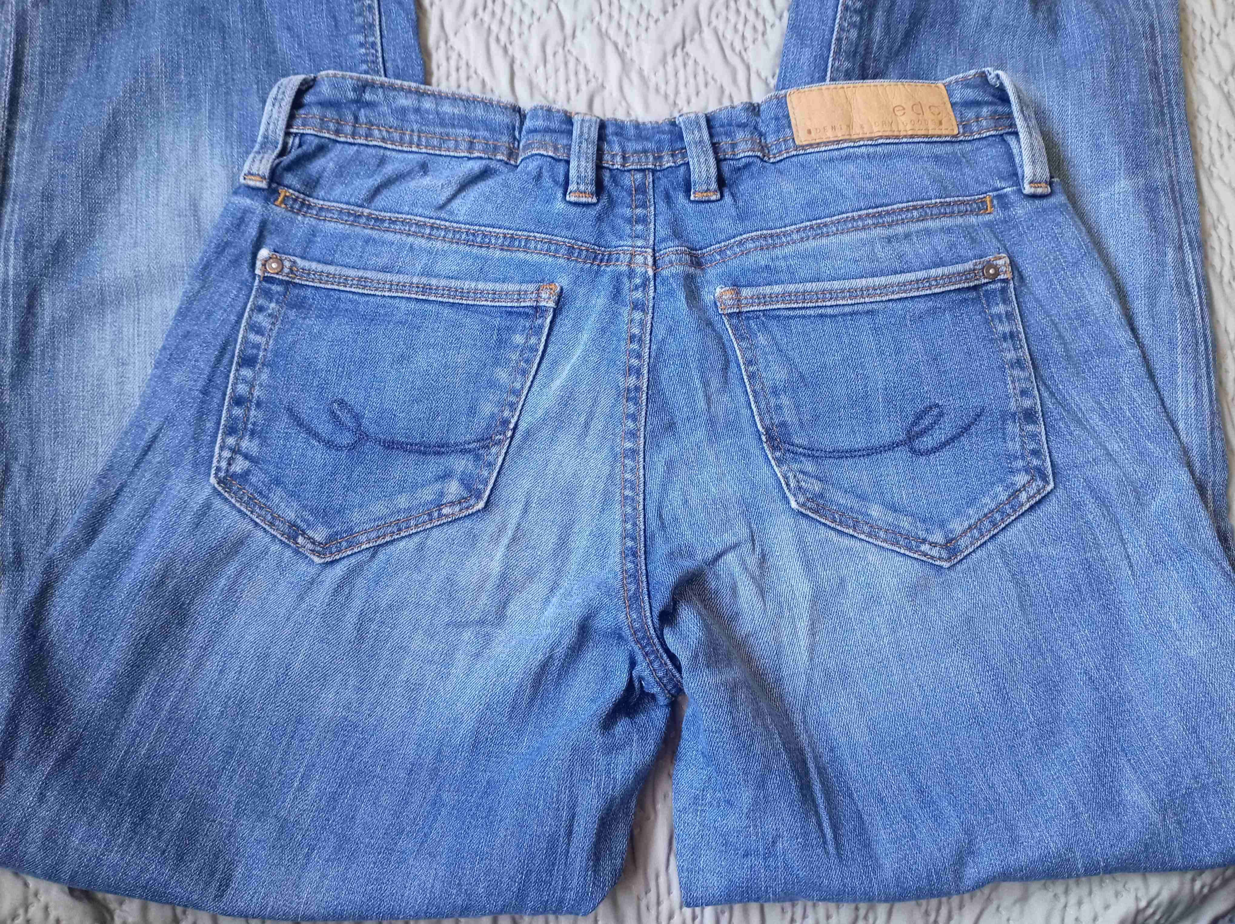 Jeans azules - miniatura 3