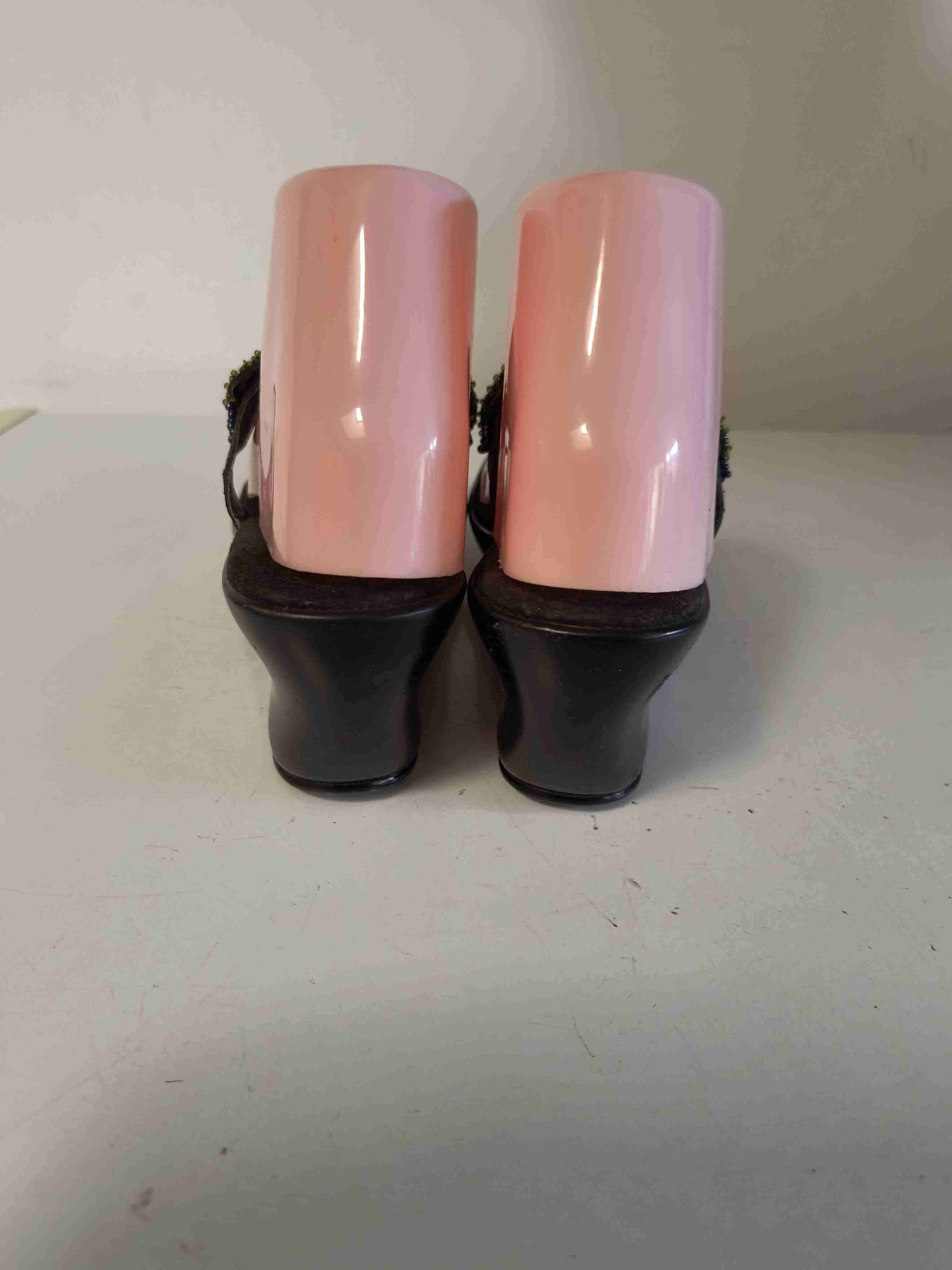 Sandalias con plataforma y cuentas - miniatura 2