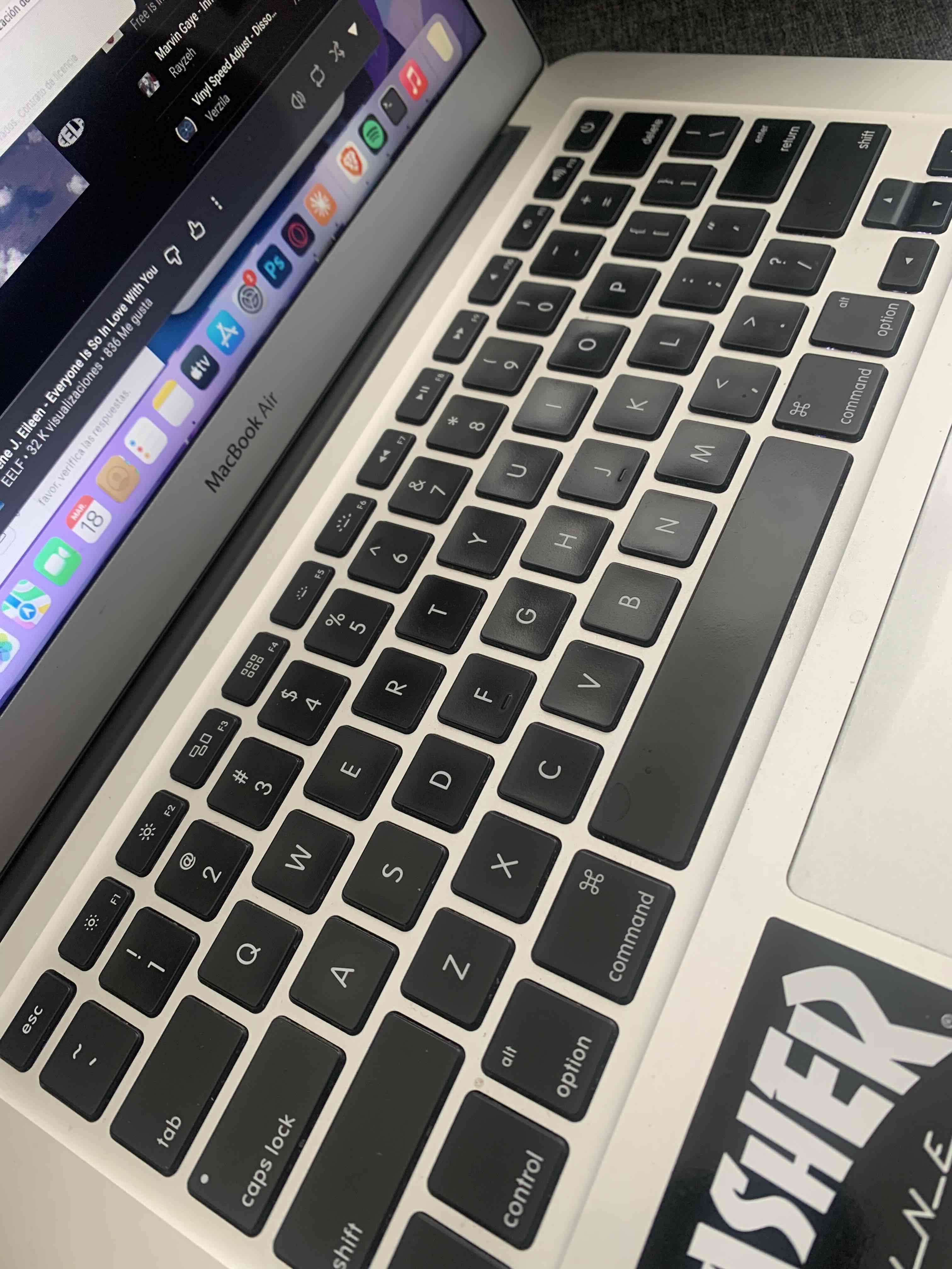 MacBook Air 13-inch 2015 - miniatura 2
