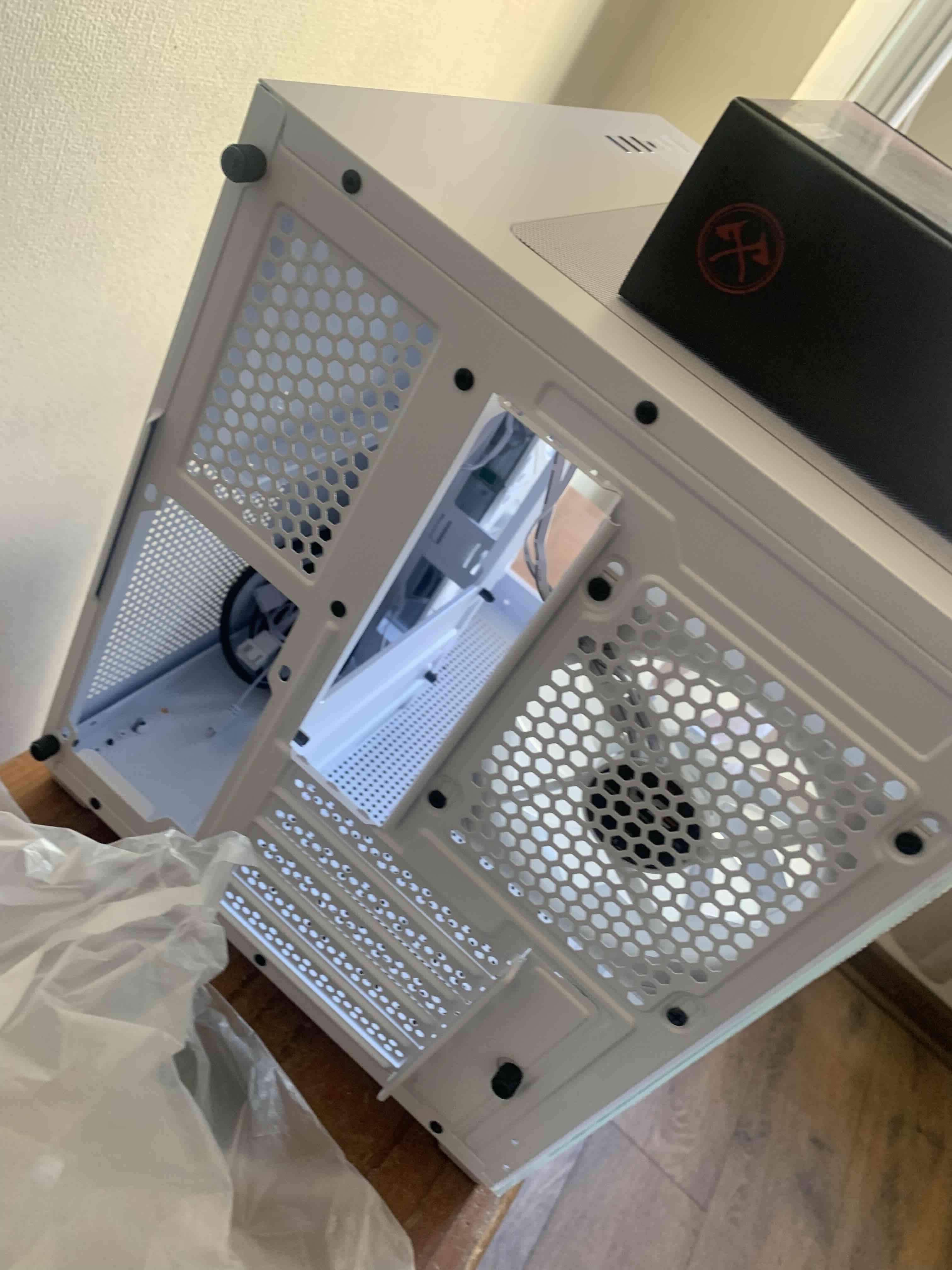 Pack placa am4 y gabinete - miniatura 2