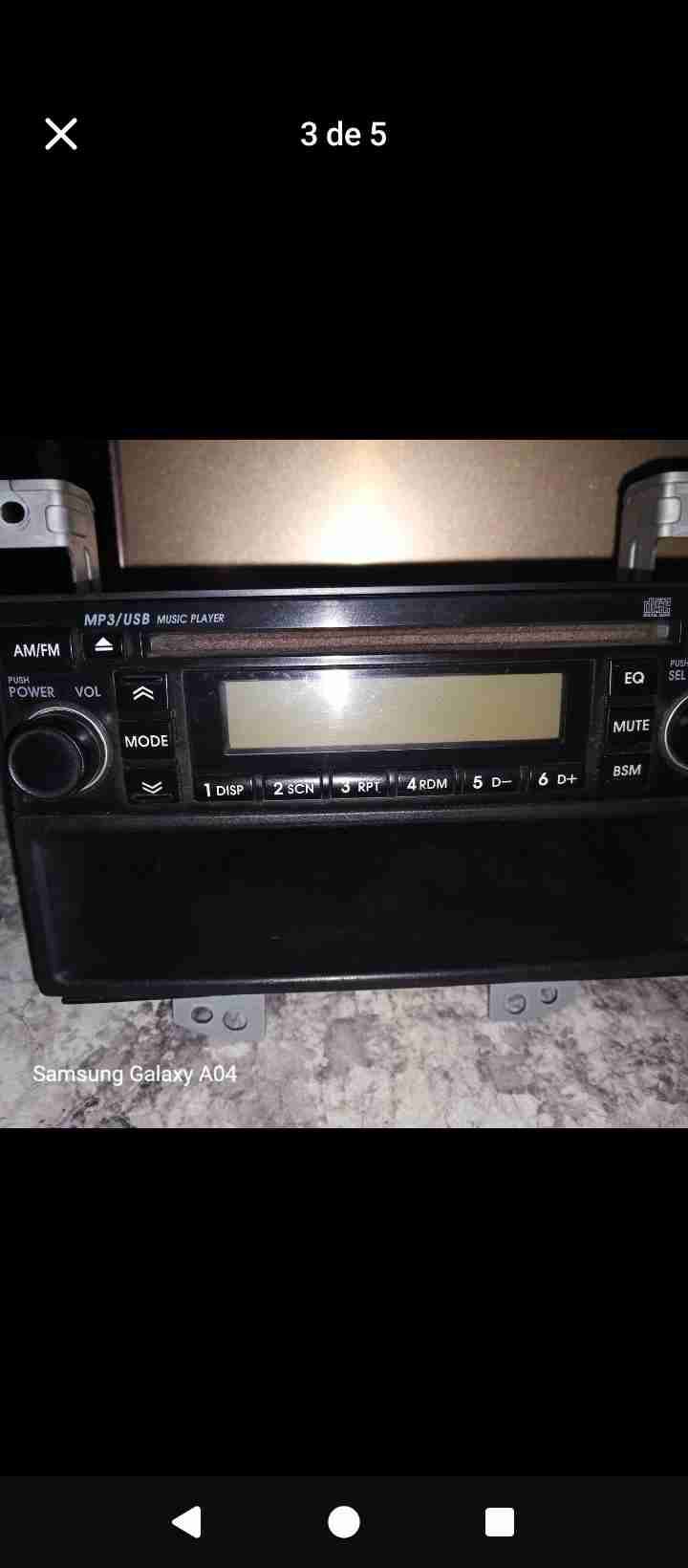 Radio original Hyundai I10 impecable - miniatura 2