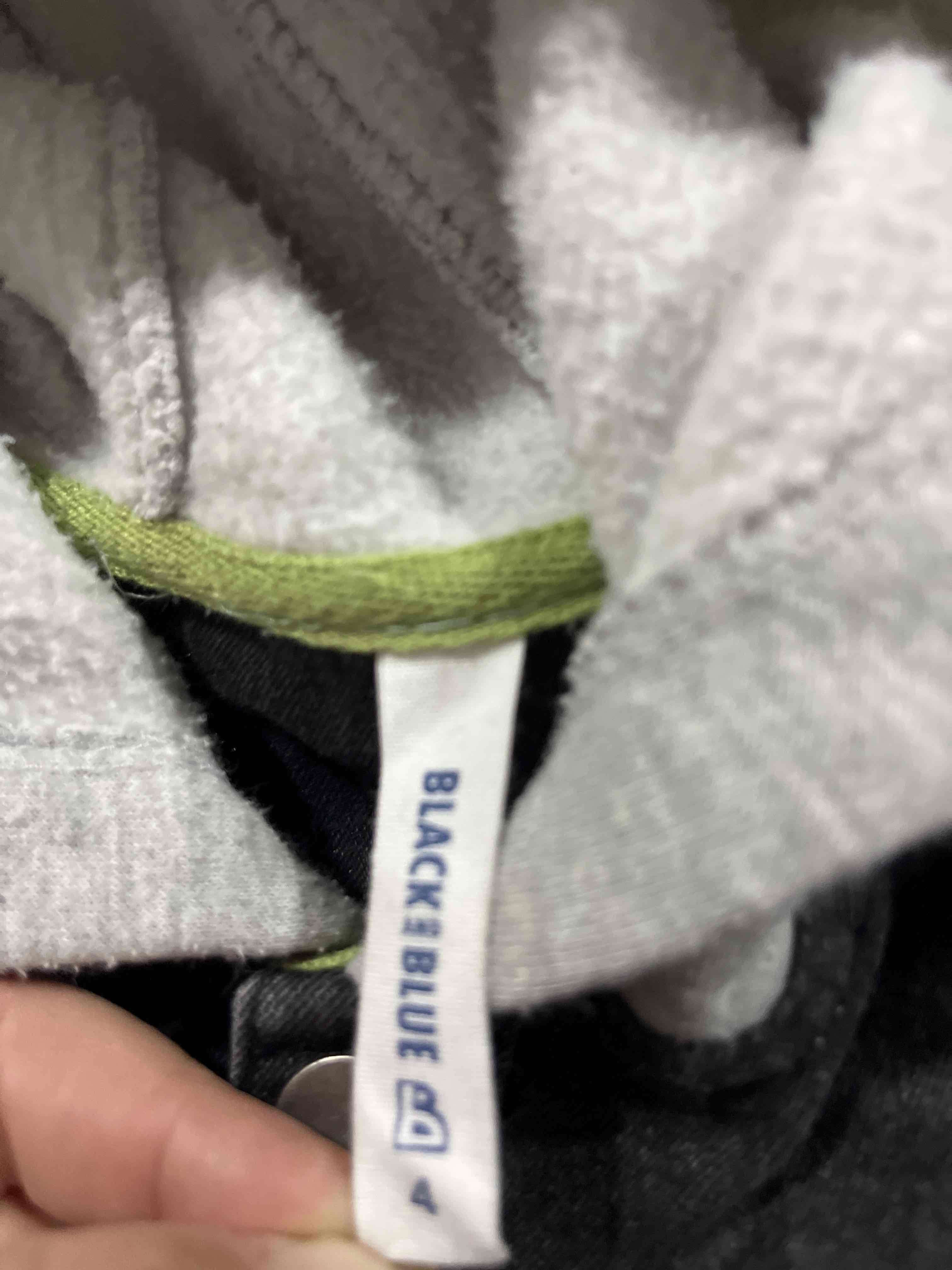 Chaqueta de mezclilla con capucha - miniatura 2