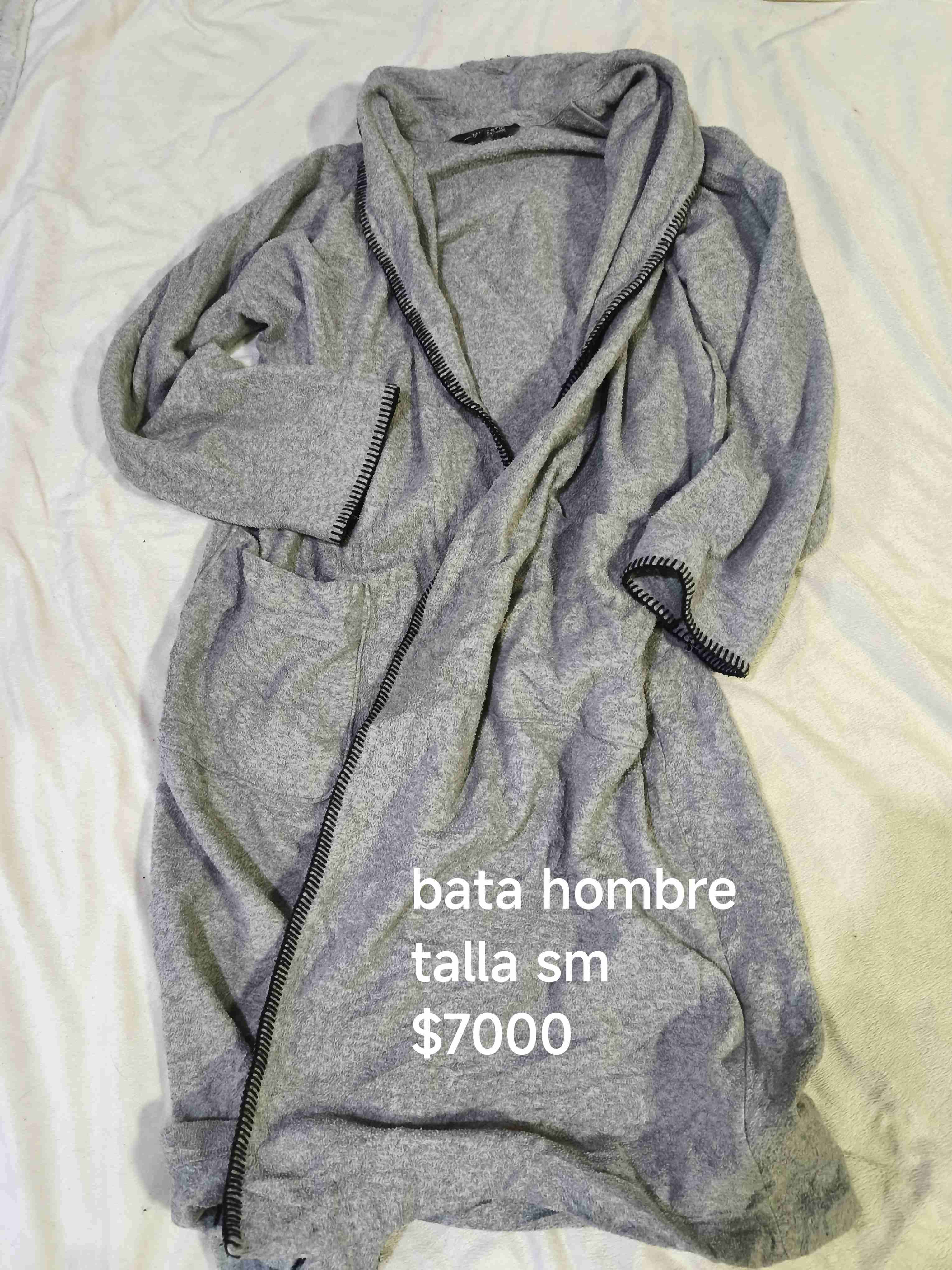 Bata gris de hombre