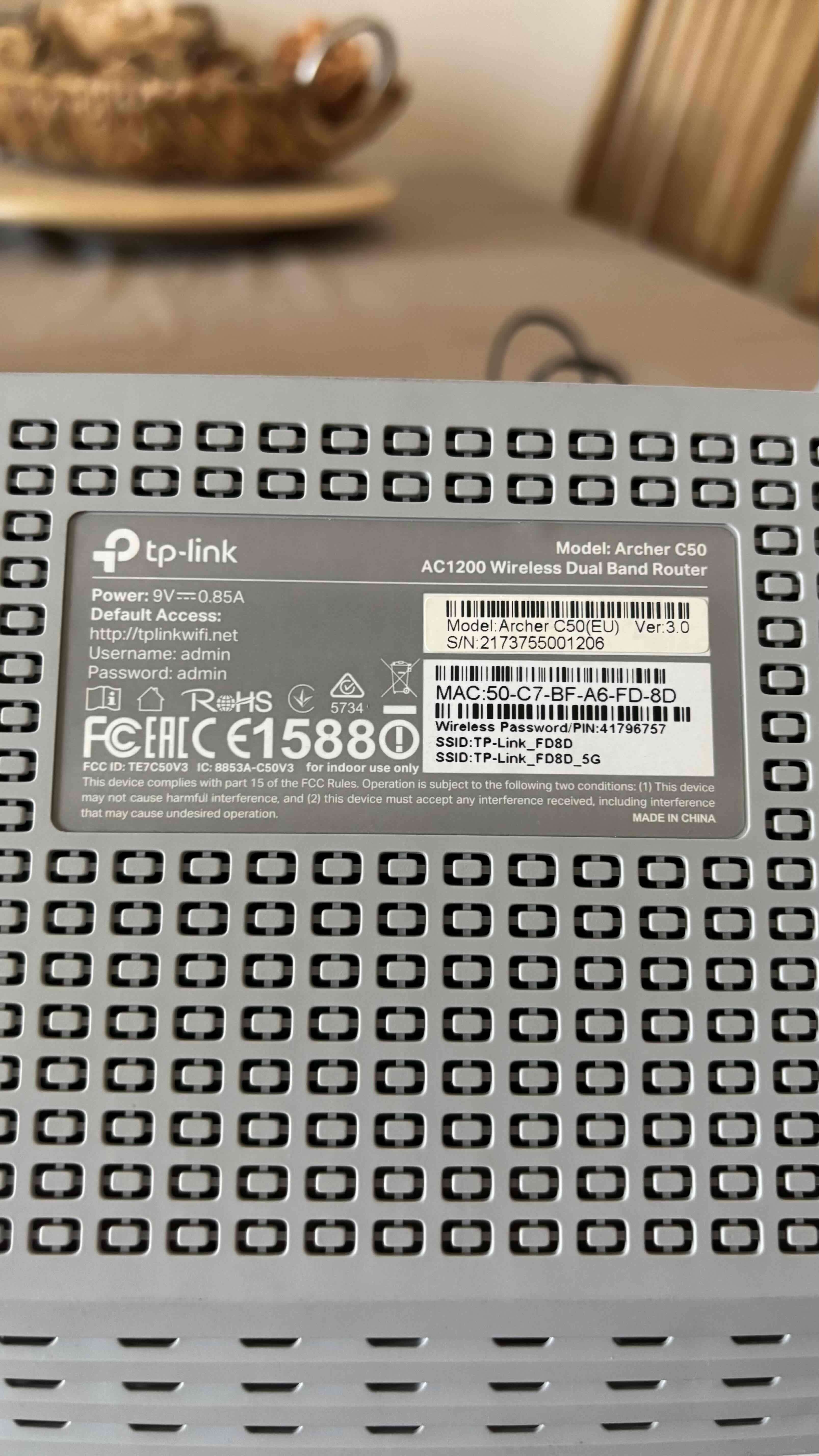 Router TP-Link con antenas - miniatura 2