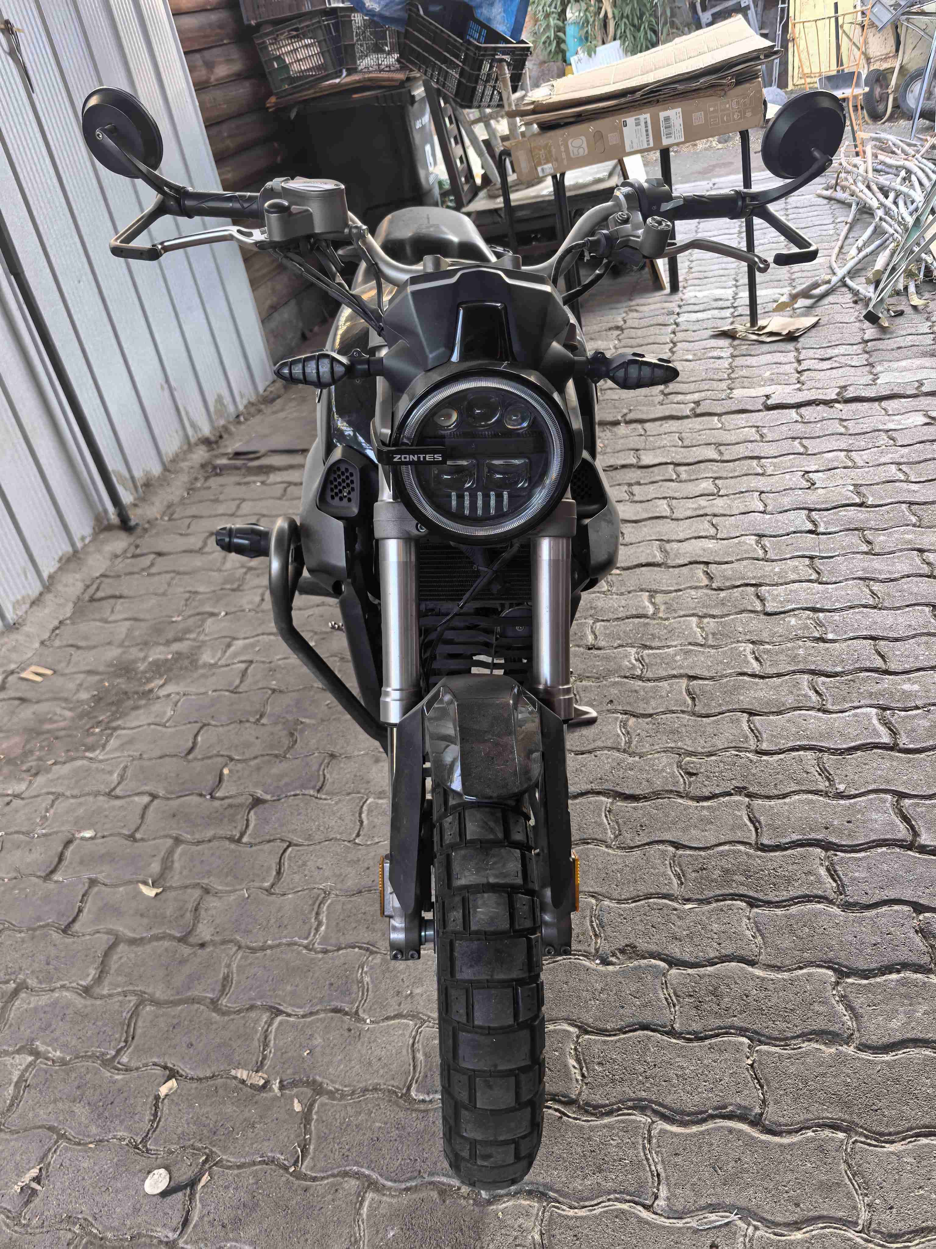 Moto Zontes ZT155 g1