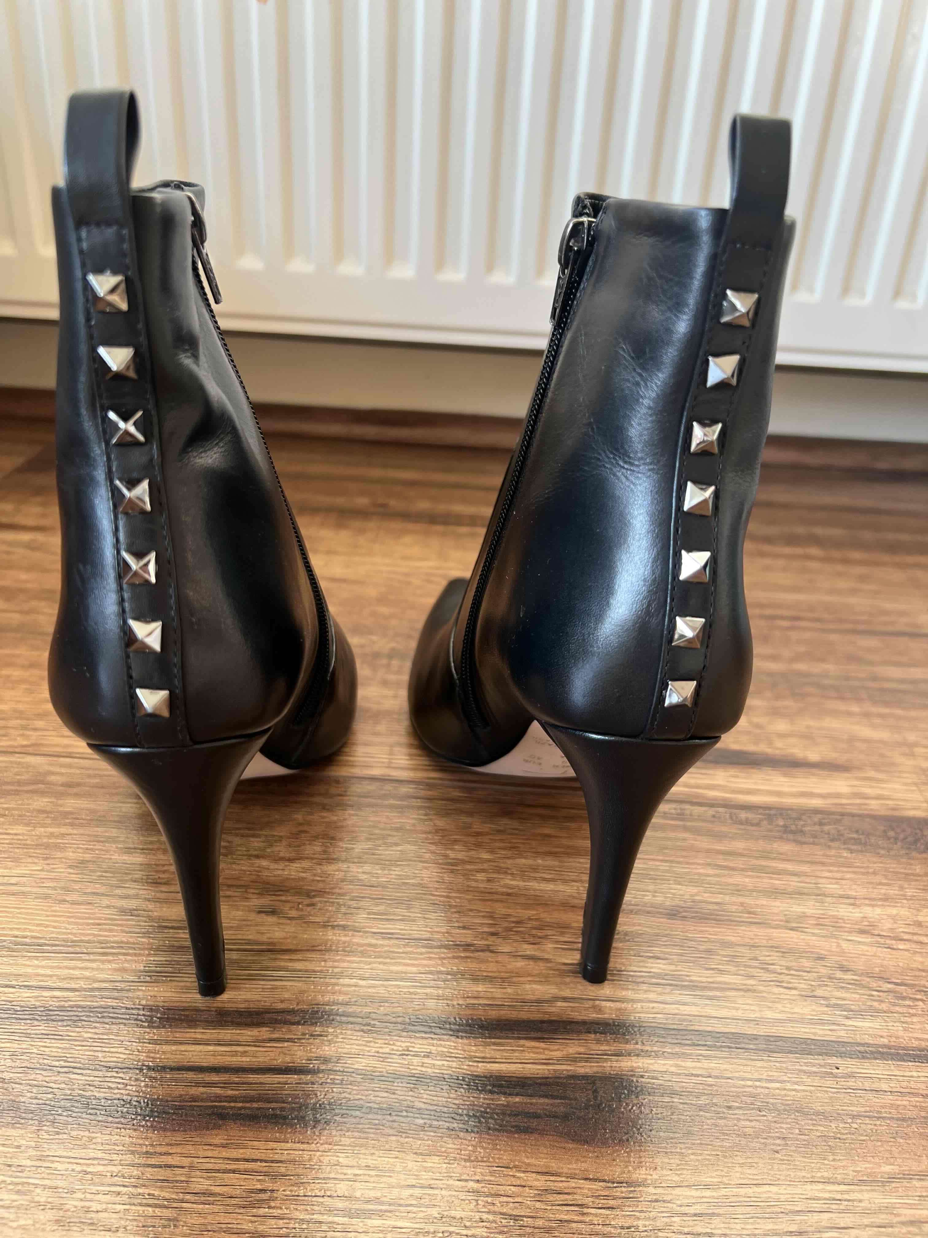 Botines de cuero negro - miniatura 2