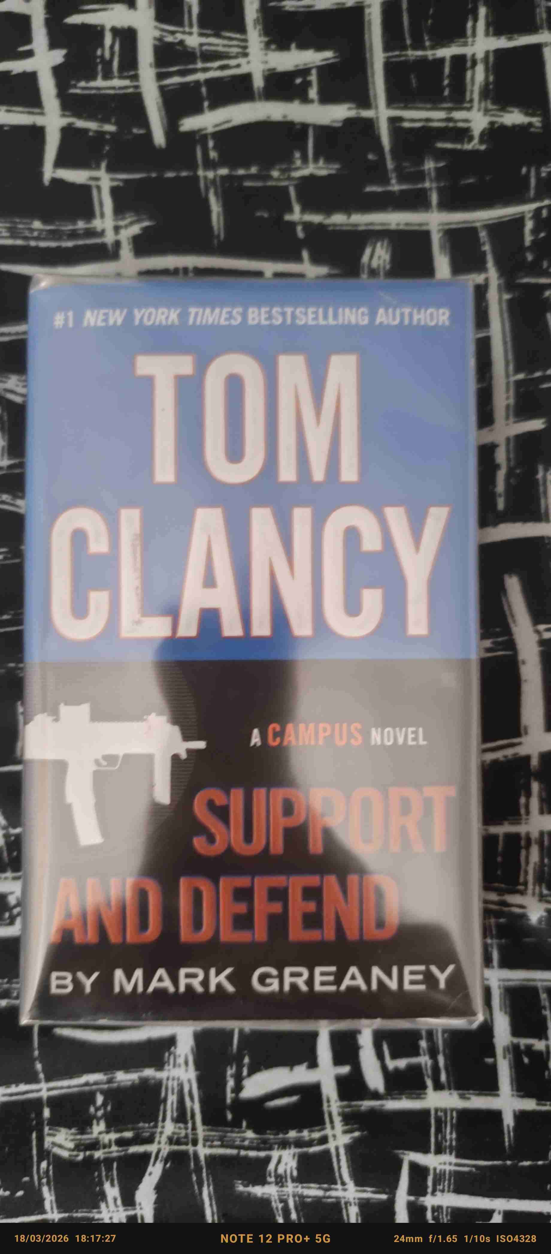 Libro 'Support and Defend' de Tom Clancy