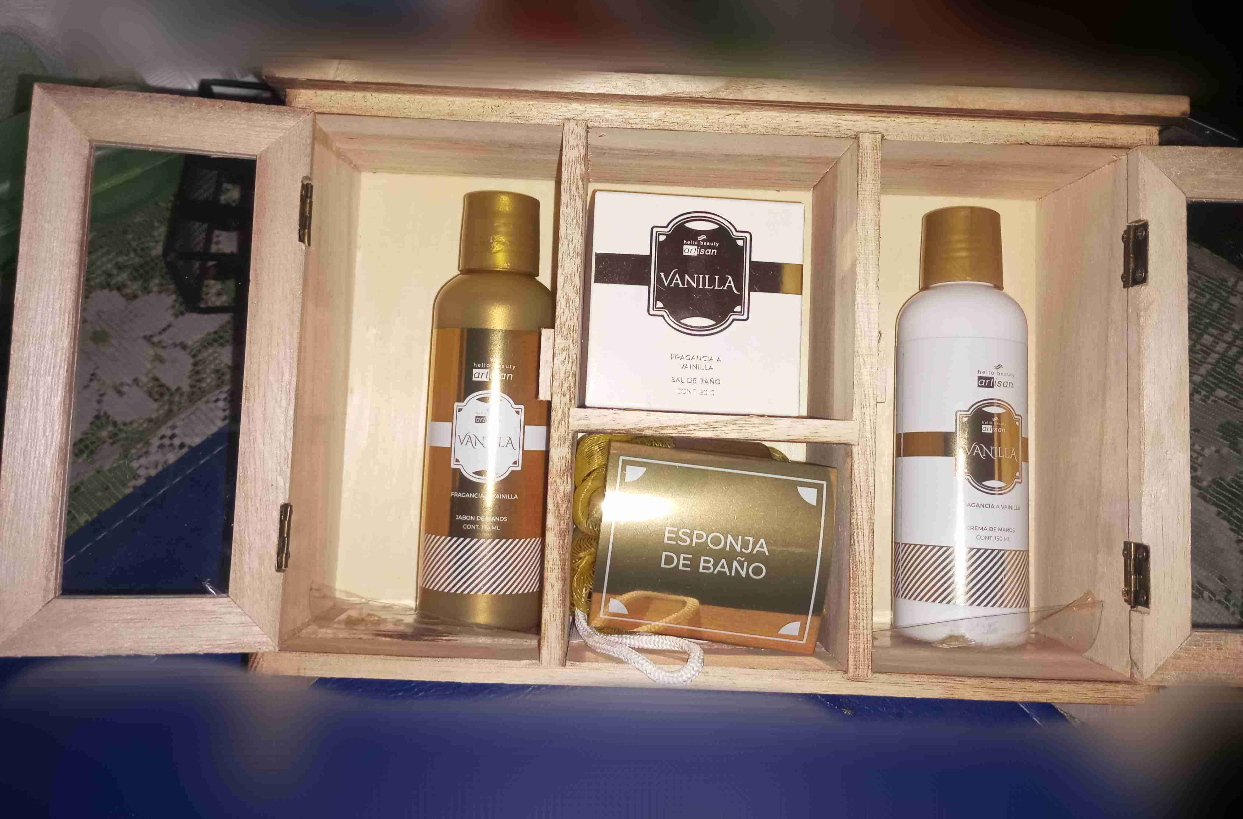 Set de baño vainilla en caja de madera - miniatura 2