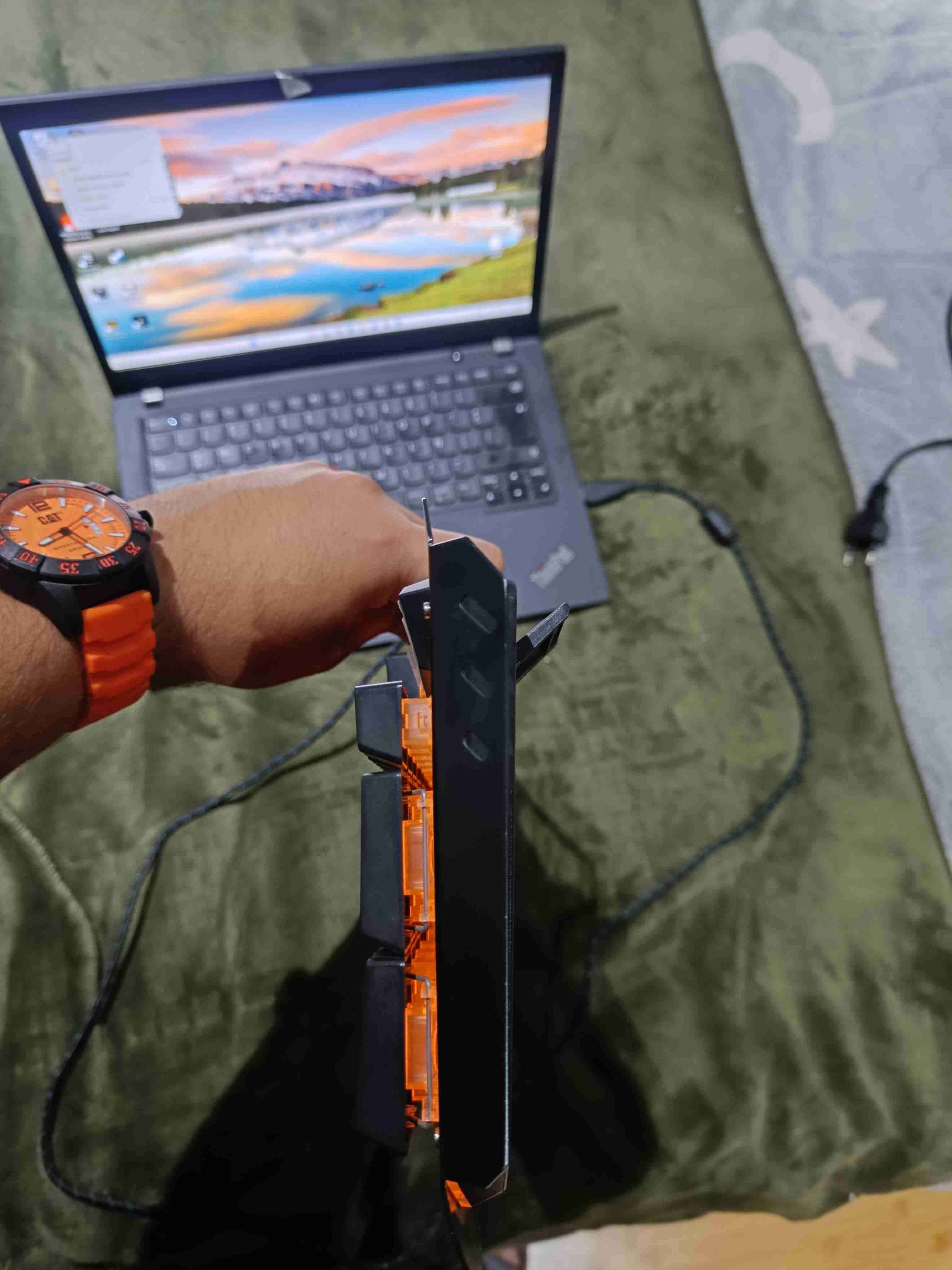 Teclado mecánico retroiluminado - miniatura 4