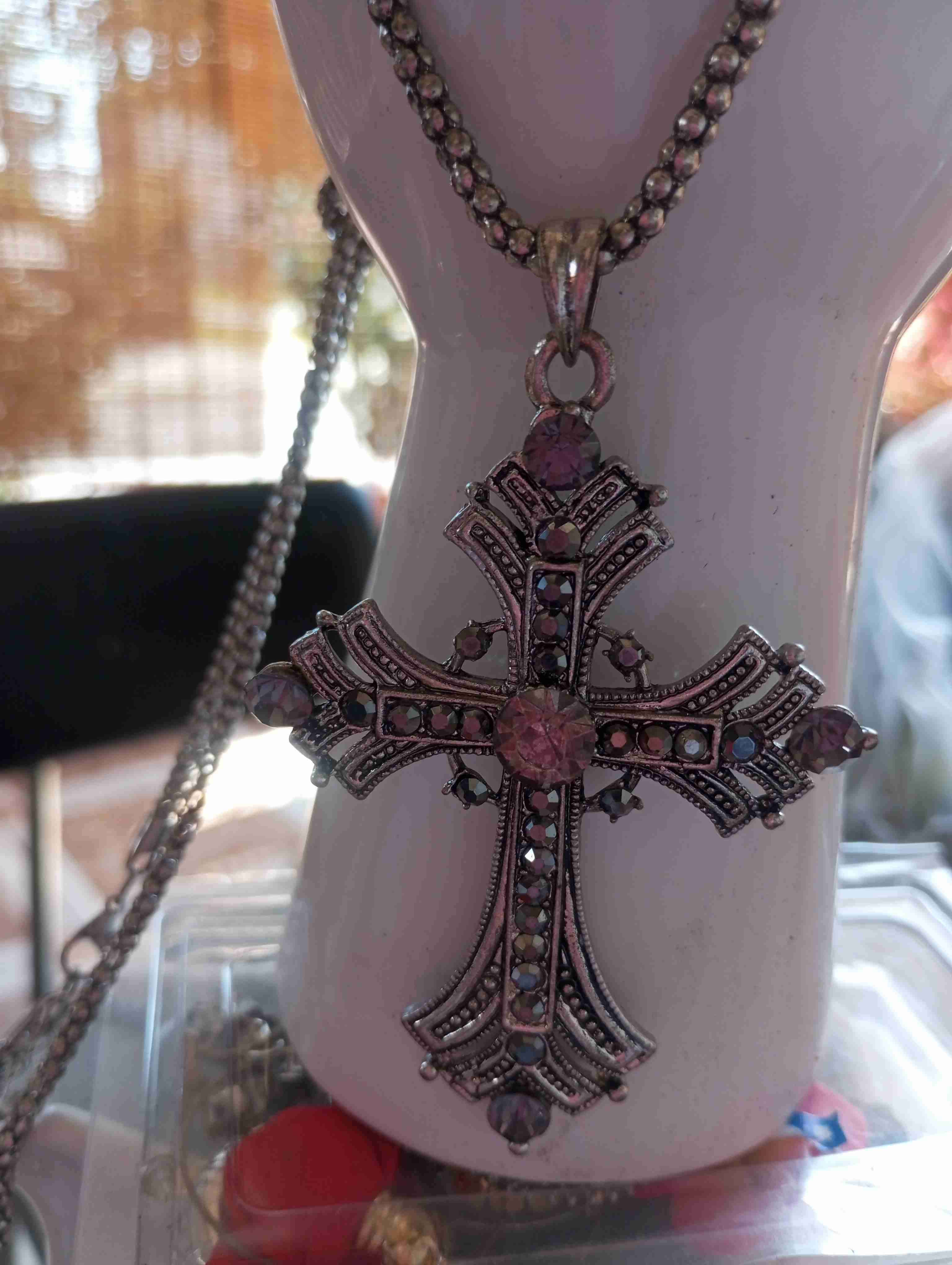 Collar con colgante cruz negra y cruz plateada - miniatura 2