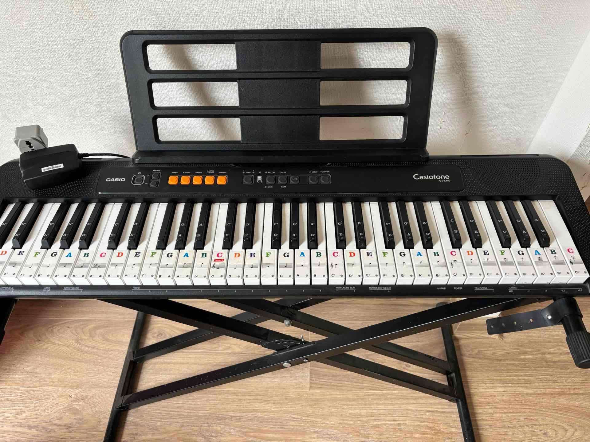Teclado Casio Casiotone con soporte - miniatura 2