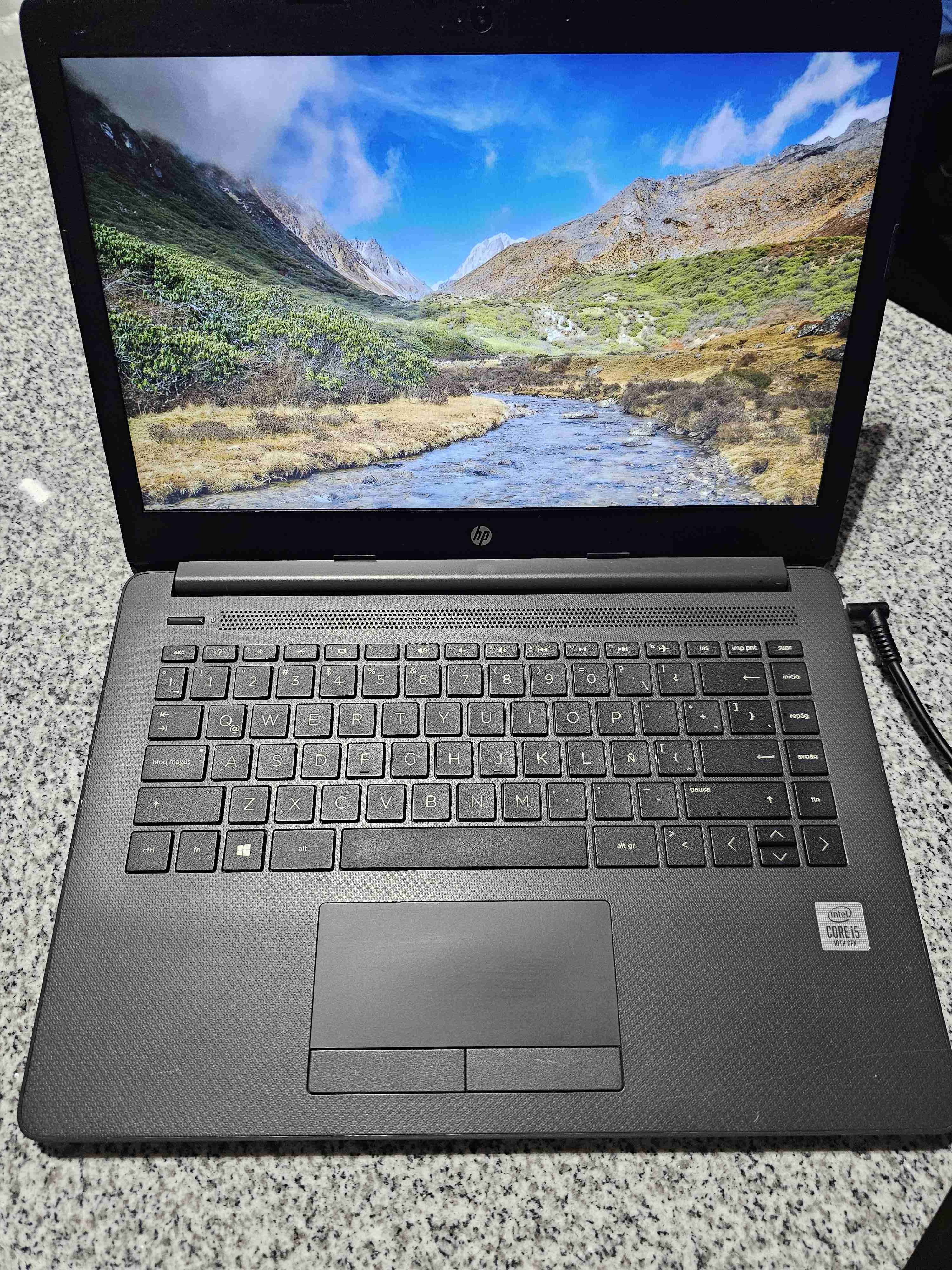 Notebook HP 240 G7, i5 10ma, 12GB Ram - miniatura 3