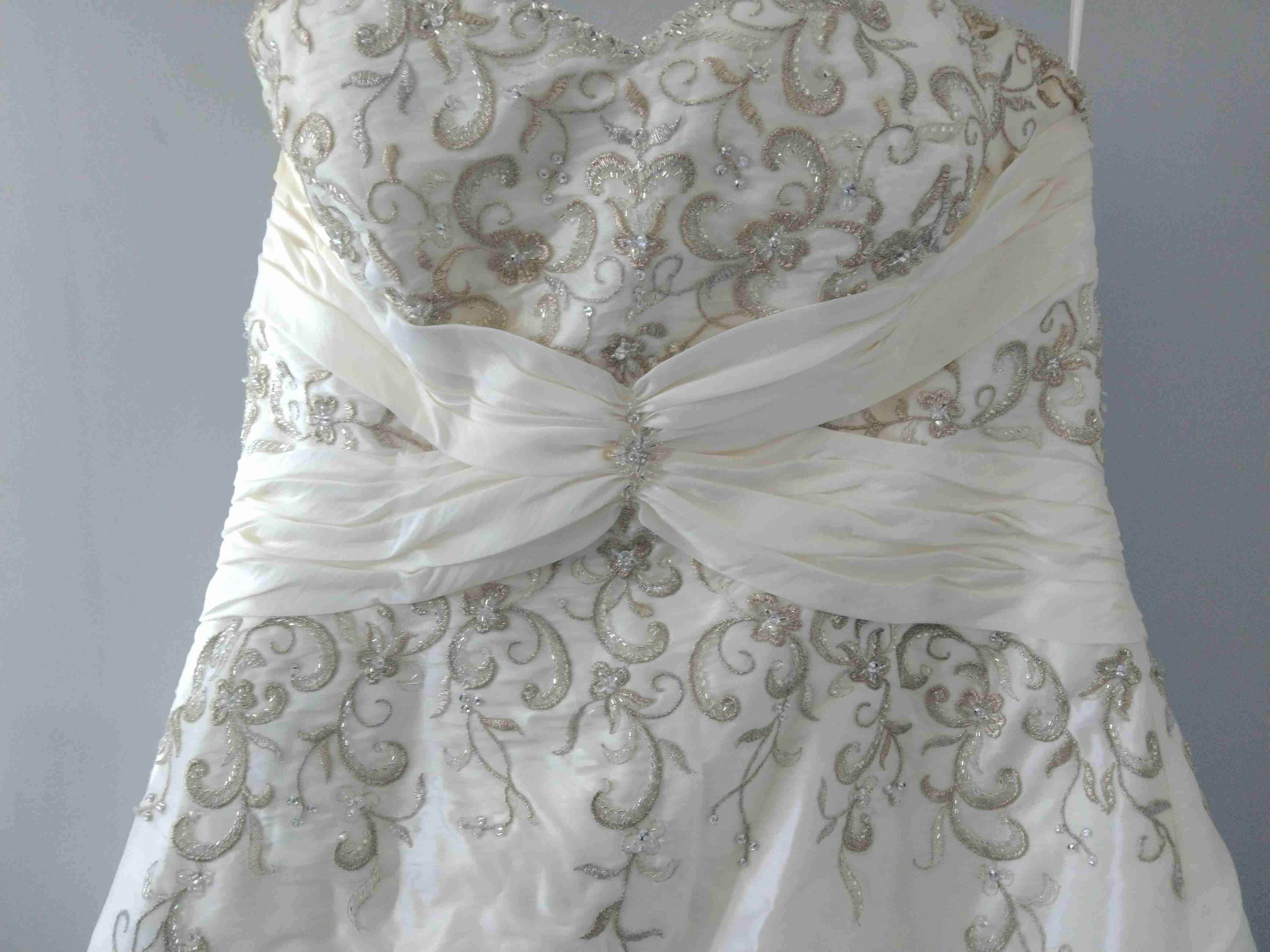 Vestido de novia Staples con detalles en cristales - miniatura 3