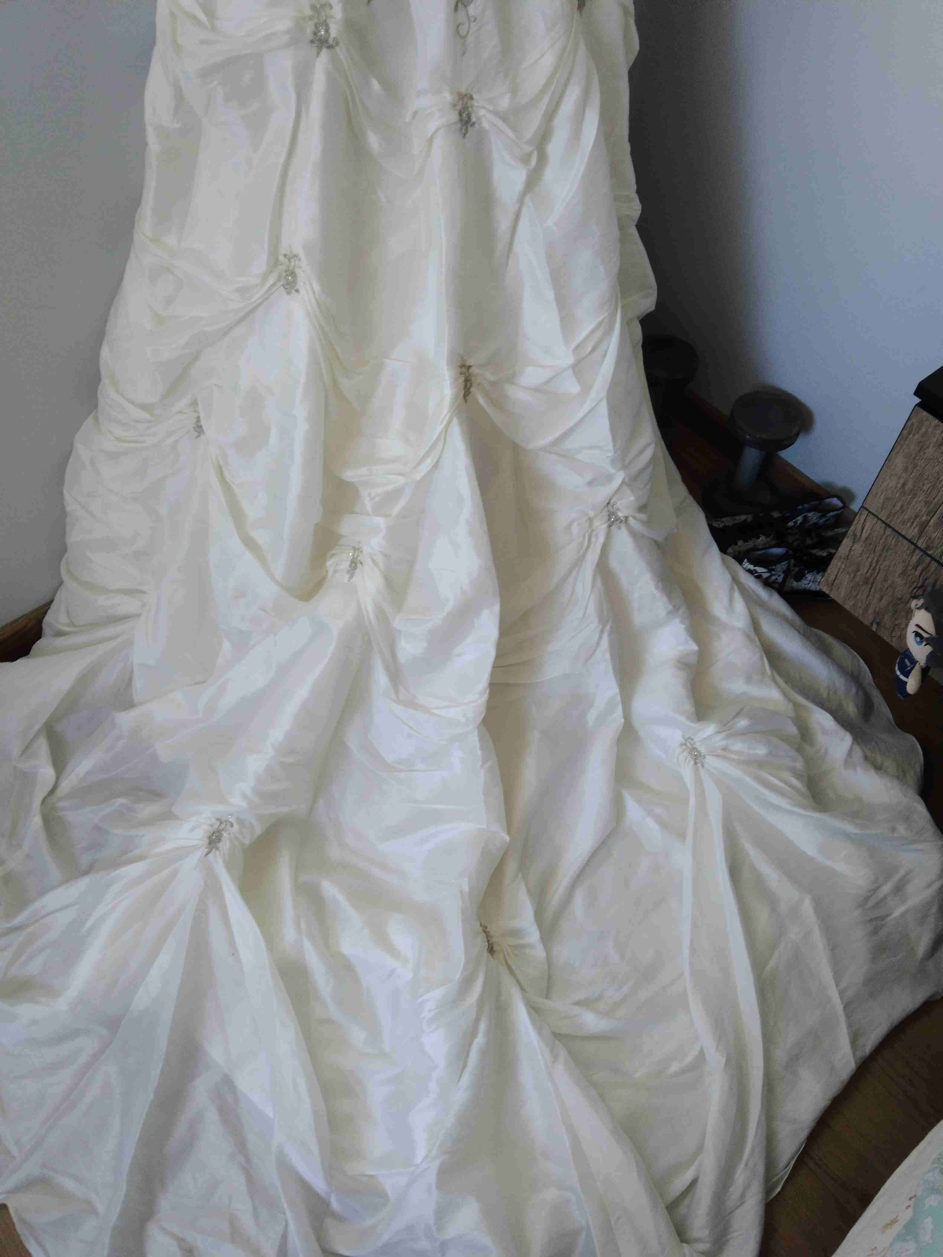 Vestido de novia Staples con detalles en cristales - miniatura 5